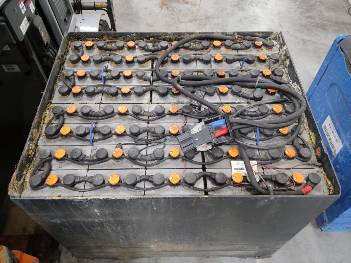 Still RX60-35 Elctrica de 4 ruedas www.blackforxx.com