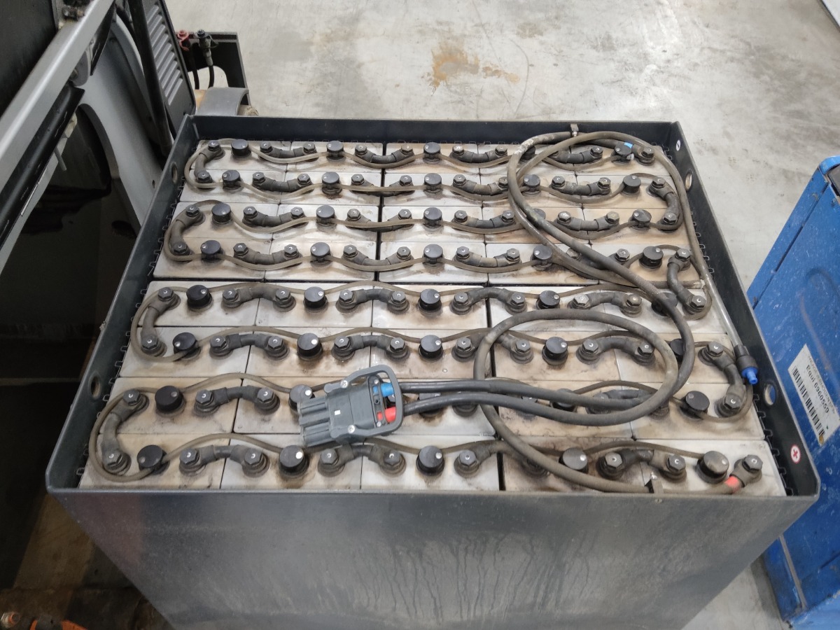 Still RX60-30 Elettrico 4 ruote www.blackforxx.com