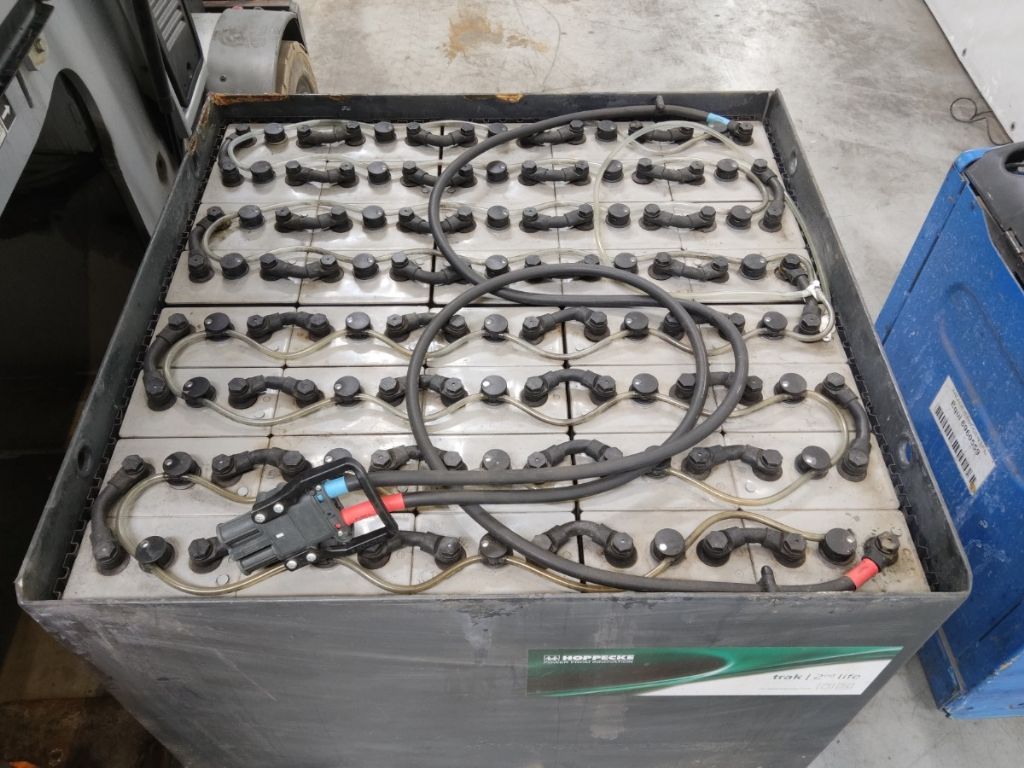 STILL RX60-50 Chariot �lectrique � 4 roues www.blackforxx.com