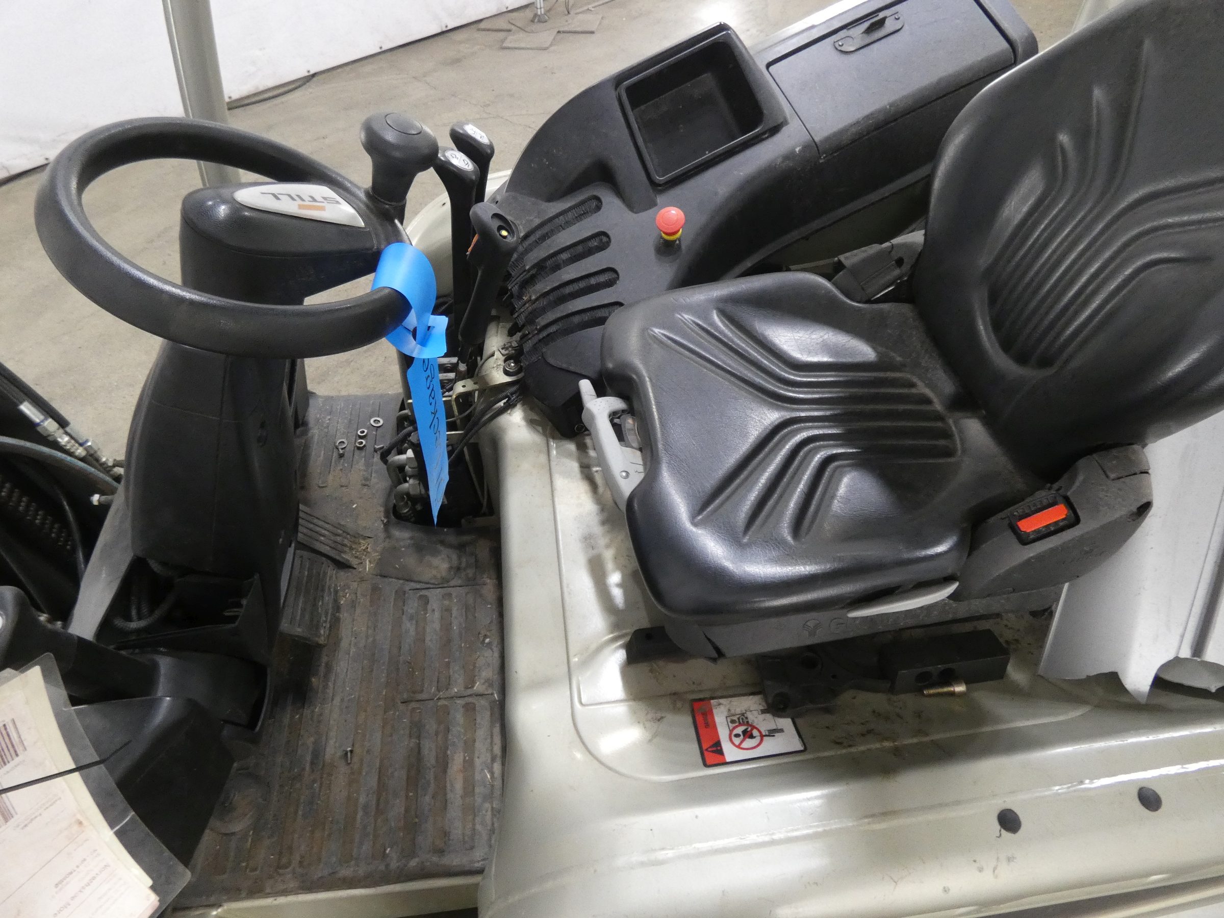 Still RX60-25 Elektryczny 4-kolowy www.blackforxx.com