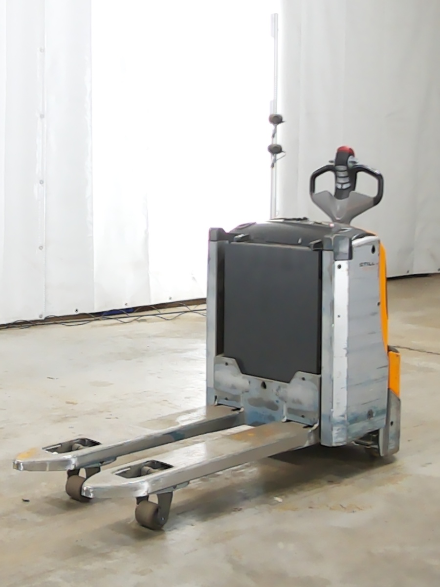 Still EXU-H18 High Lift stacker www.blackforxx.com