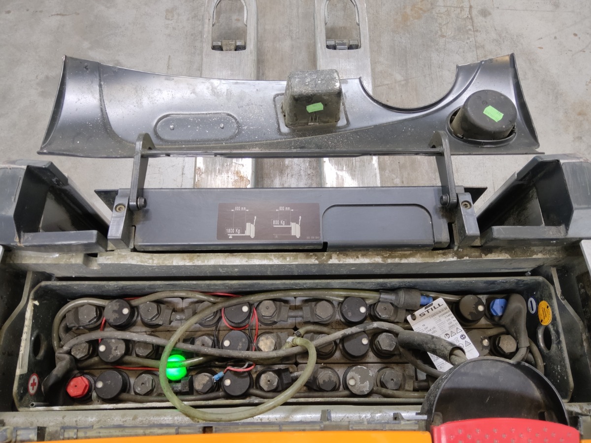 Still EXU-H18 High Lift stacker www.blackforxx.com