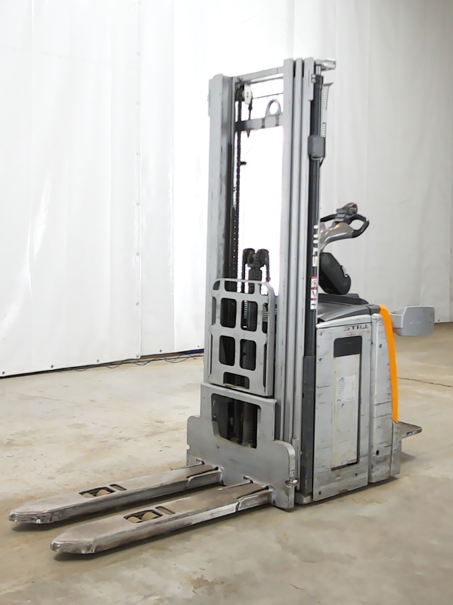 Still EXV-SF16 High Lift stacker www.blackforxx.com