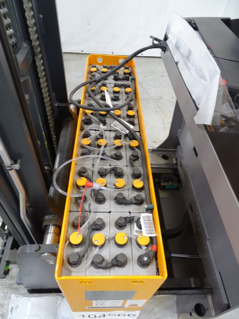 STILL FM-X10 Carrello retrattile www.blackforxx.com