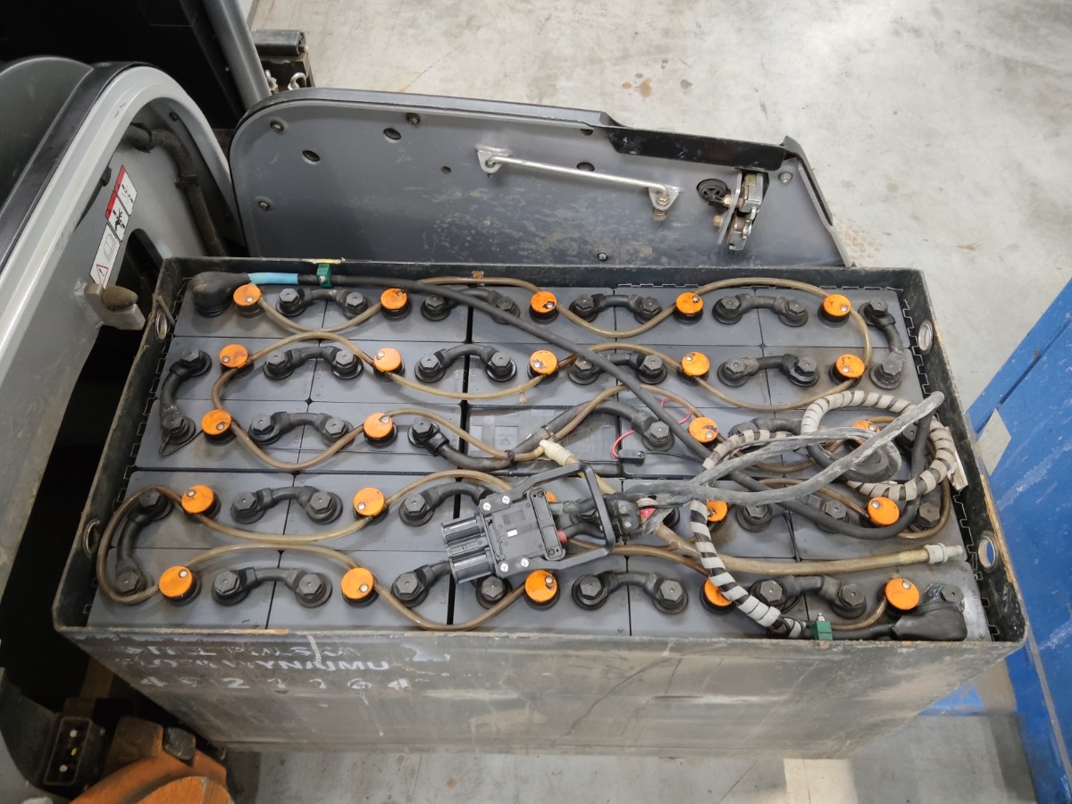 Still RX20-20 Elettrico 3 ruote www.blackforxx.com