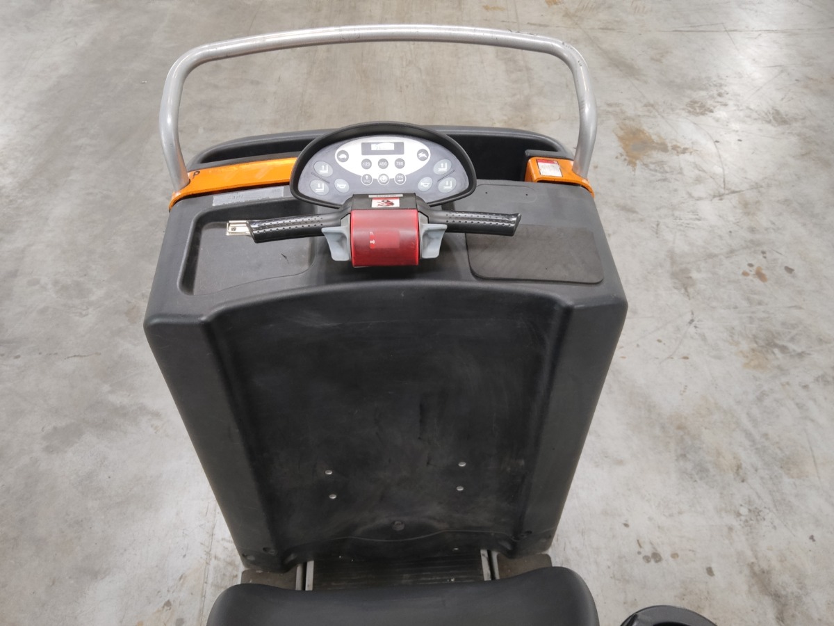 Still CX-T Tow Tractor www.blackforxx.com