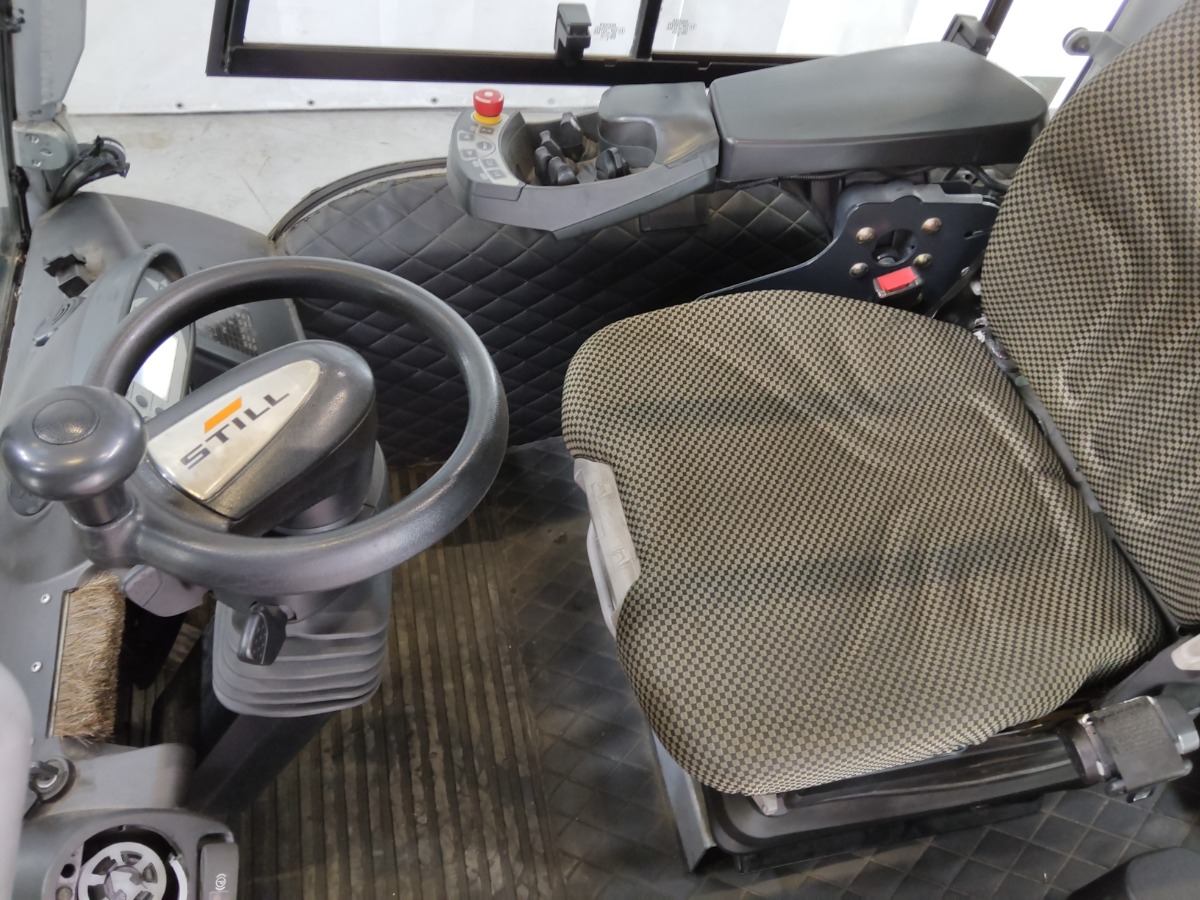 Still RX60-50/600/GETRNKE Elctrica de 4 ruedas www.blackforxx.com