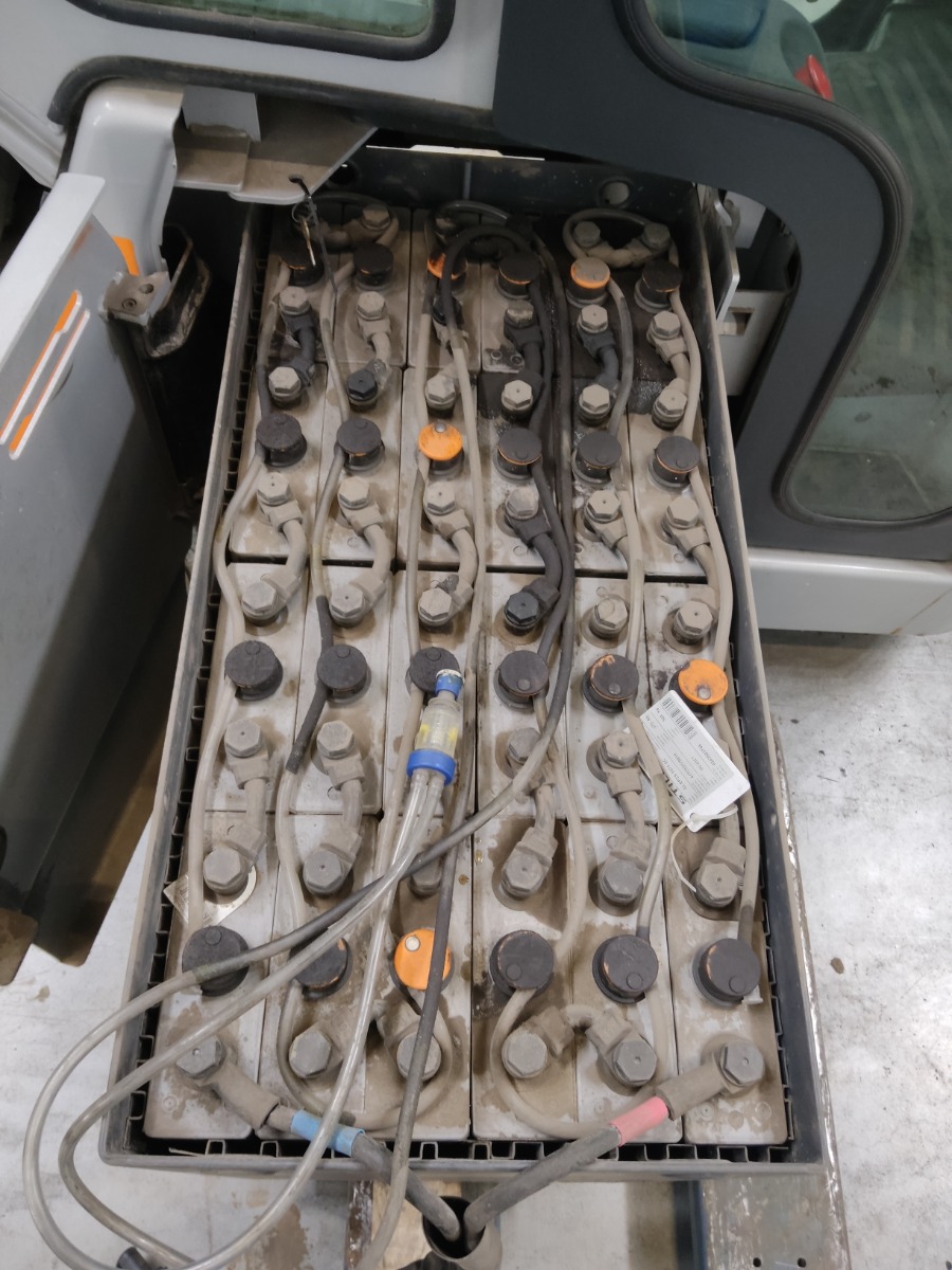 Still LTX80 Schlepper www.blackforxx.com