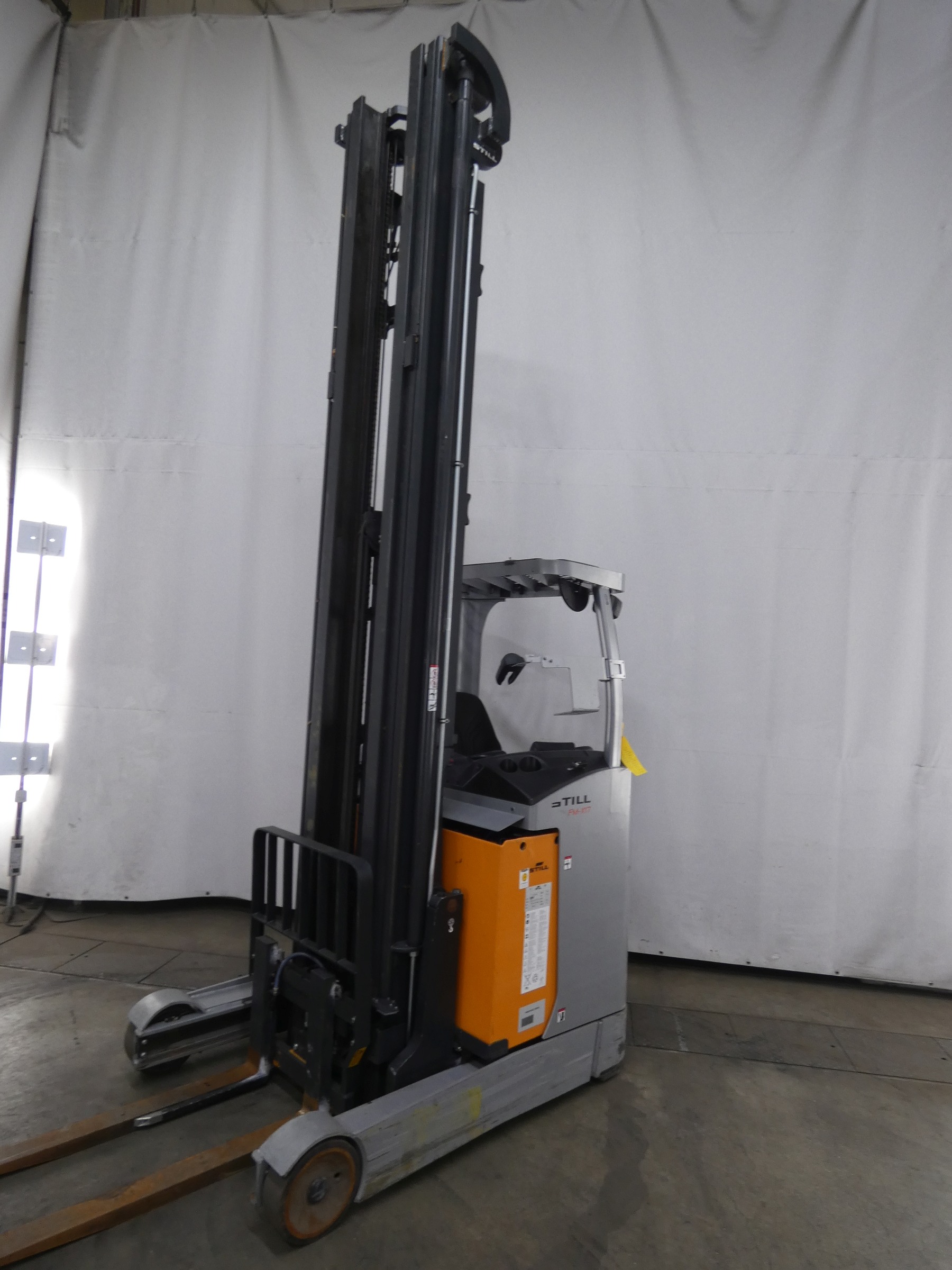 Still FM-X17 Schubmaststapler www.blackforxx.com