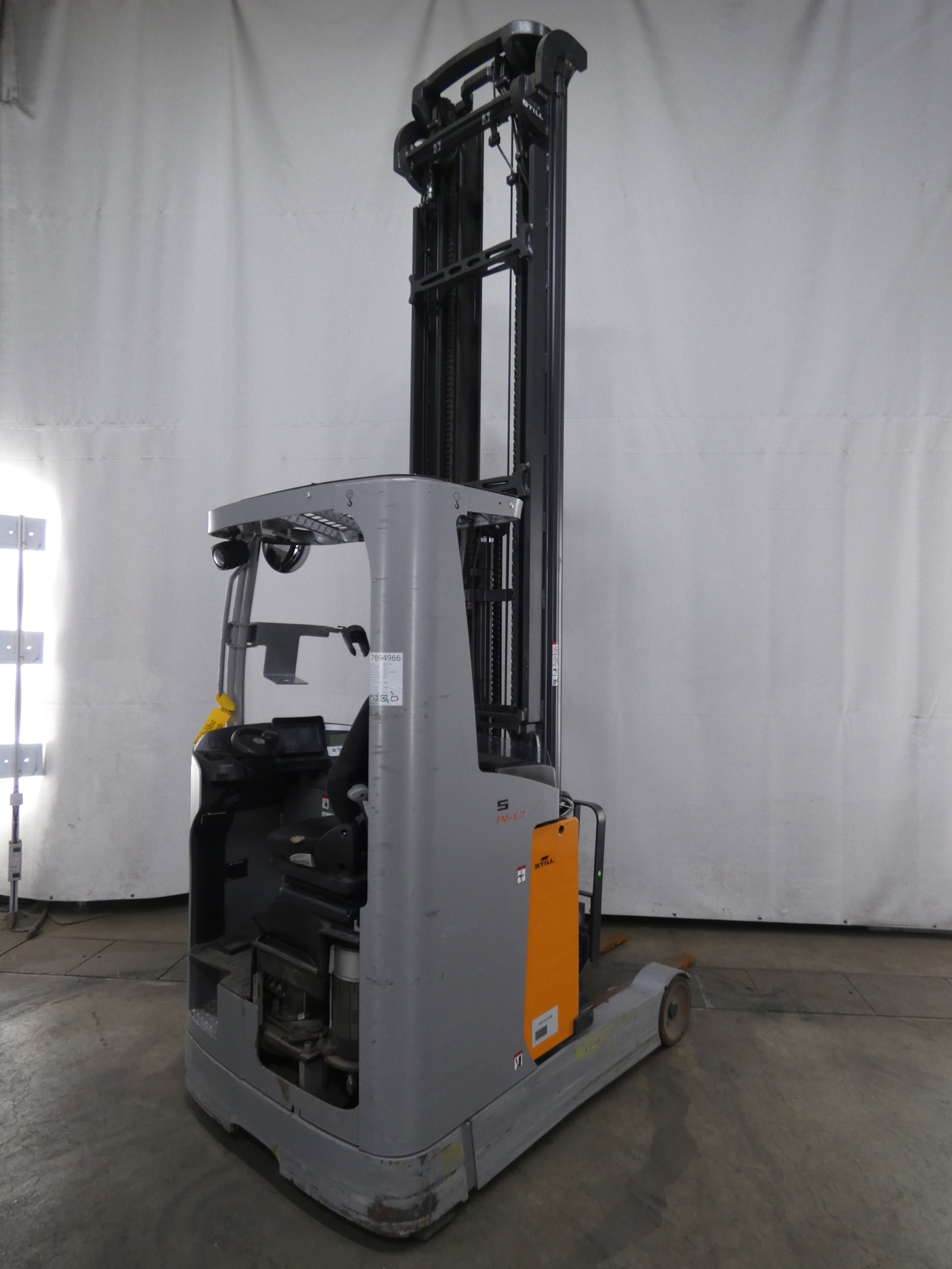 Still FM-X17 Schubmaststapler www.blackforxx.com