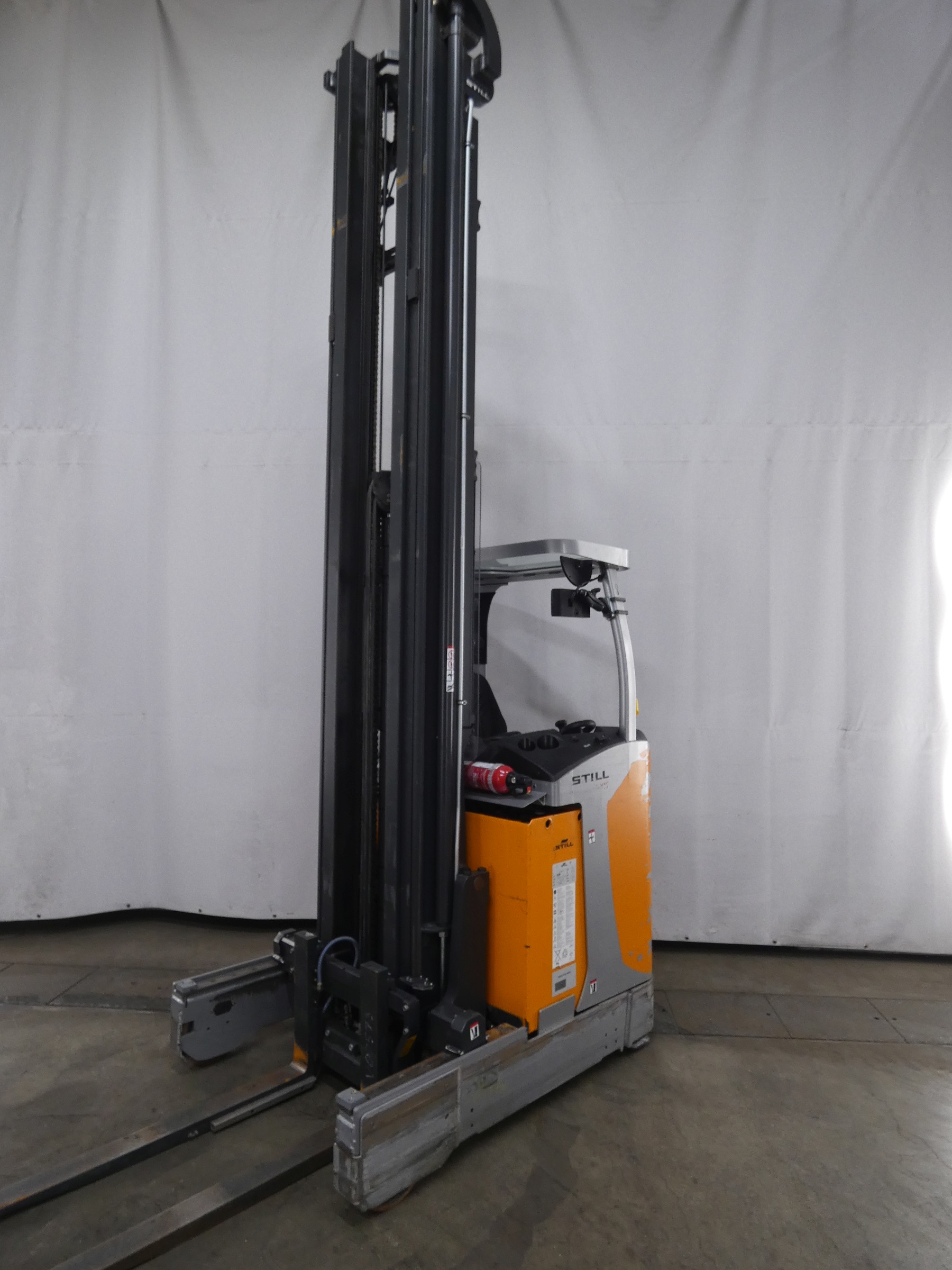 Still FM-X17/SONDERBAU Schubmaststapler www.blackforxx.com