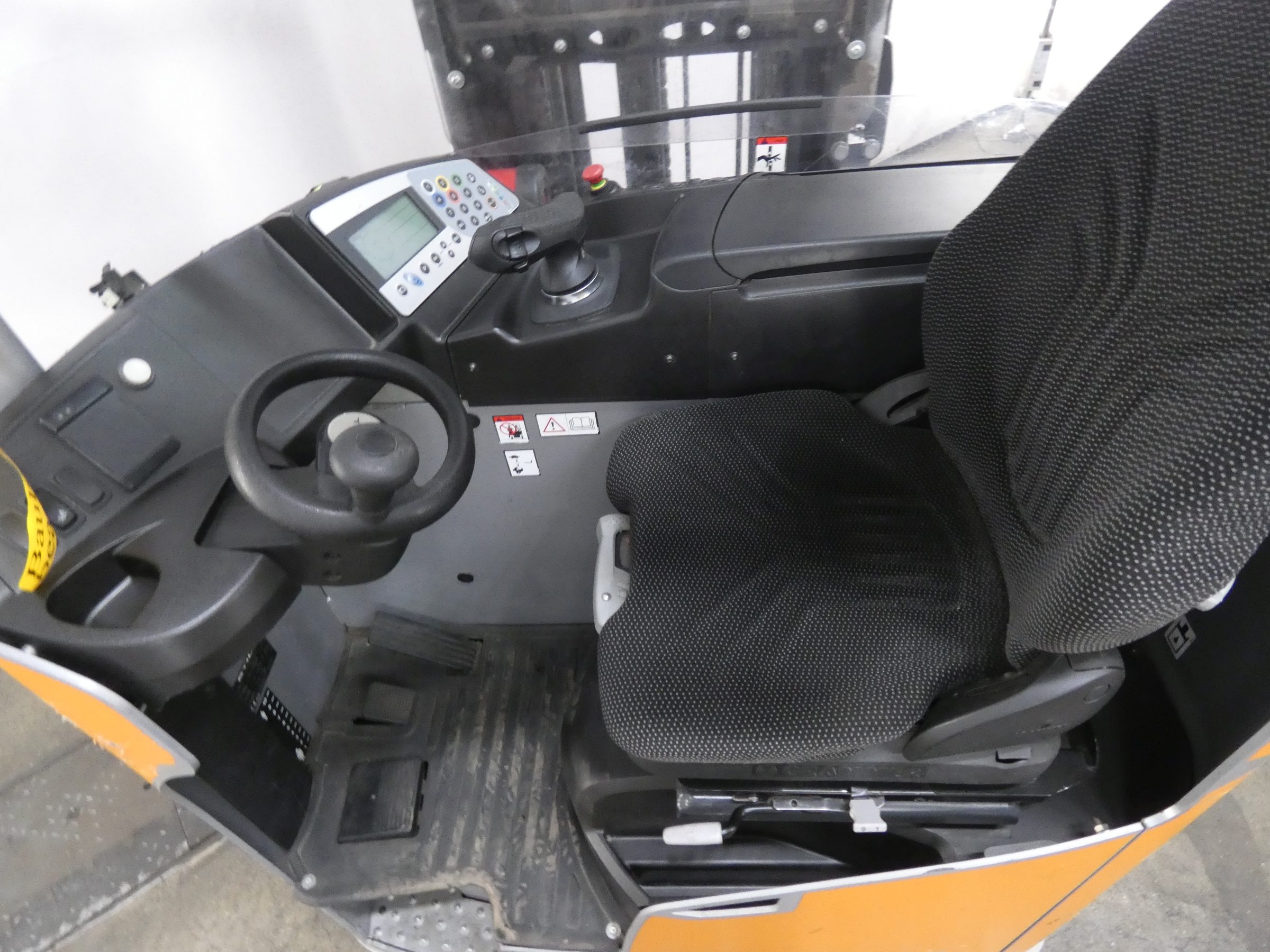 Still FM-X17 Schubmaststapler www.blackforxx.com