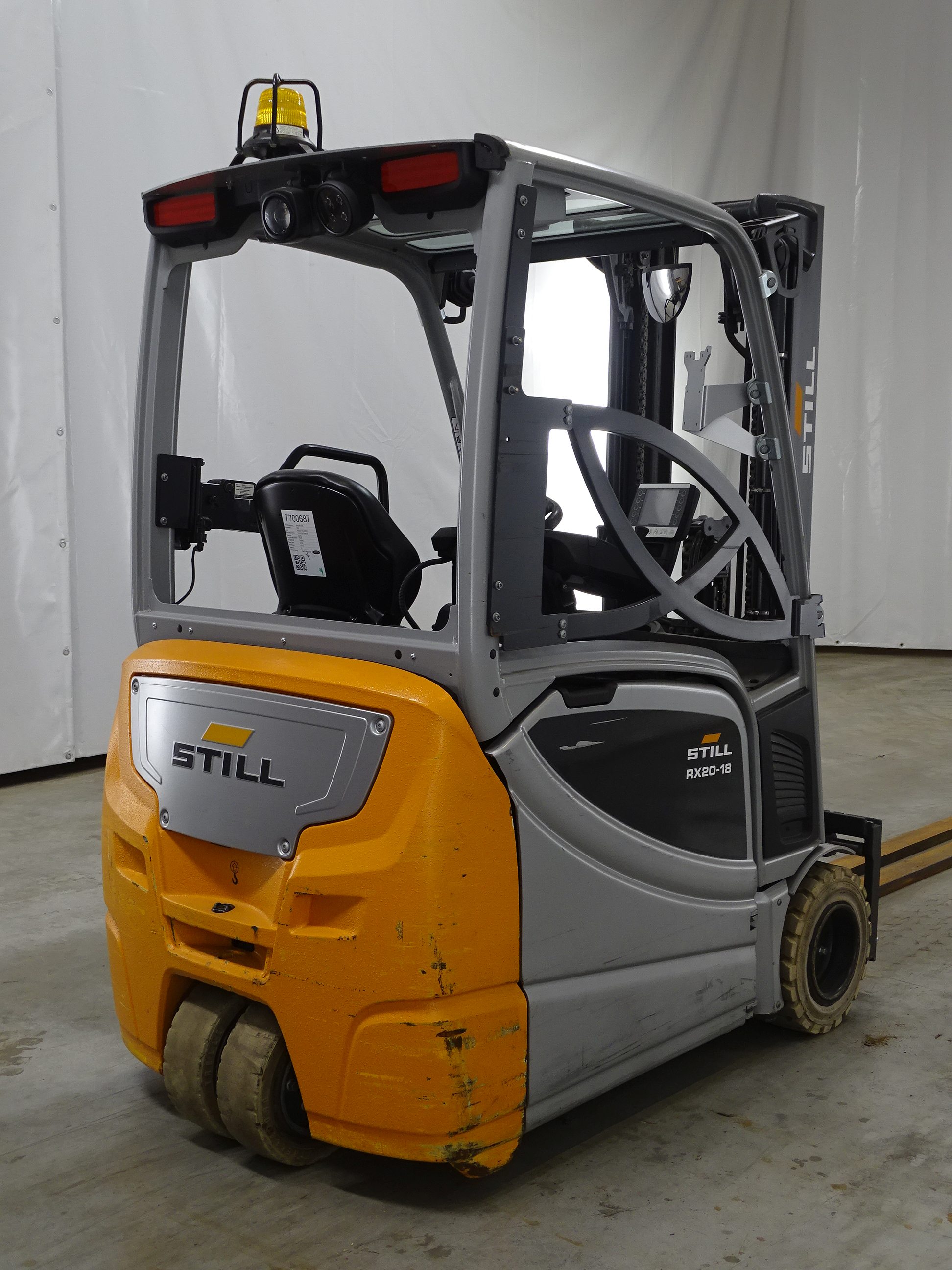 Still RX20-18 Elektro 3 Rad-Stapler www.blackforxx.com