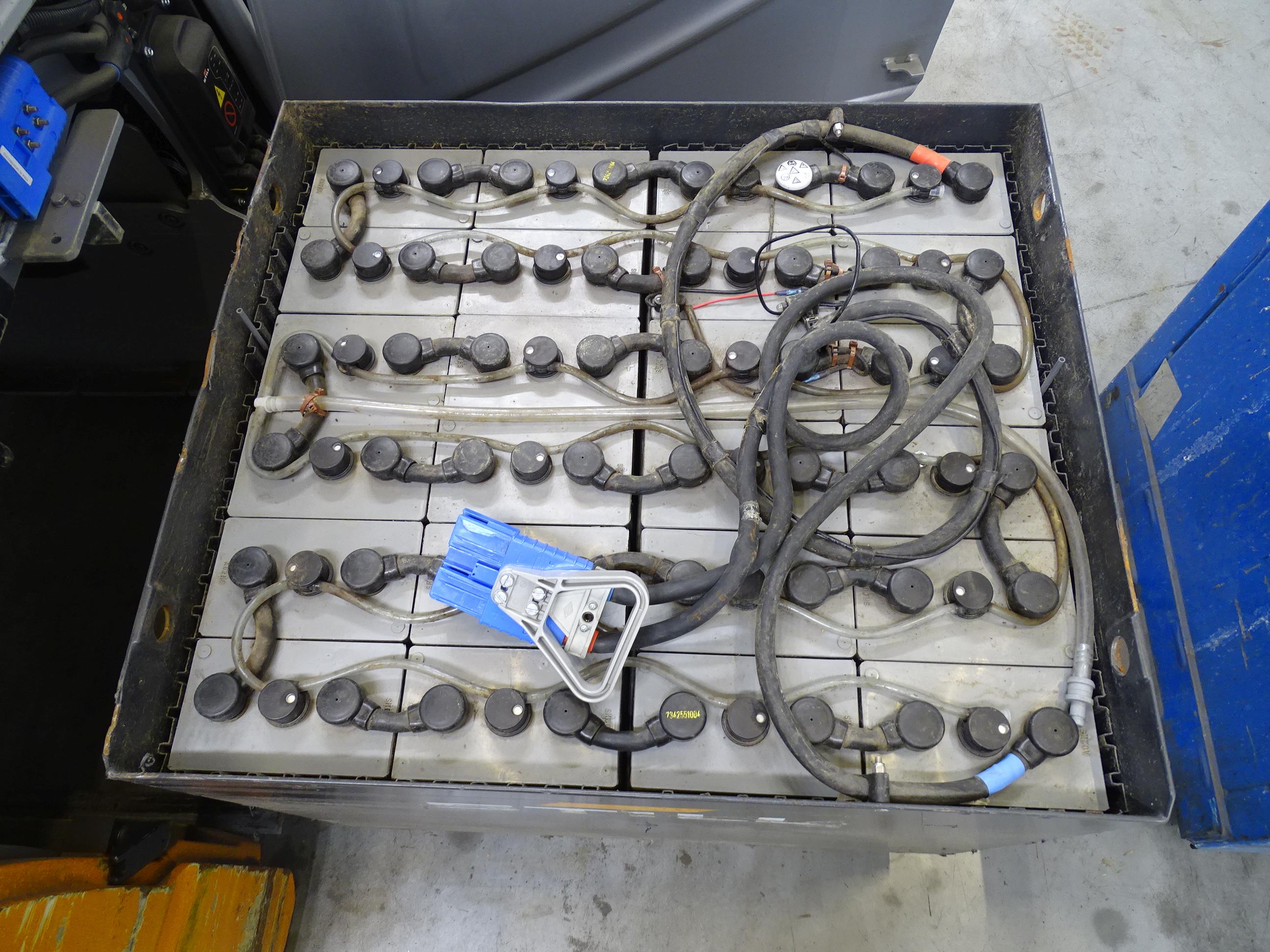 Still RX20-20L Elektro 3 Rad-Stapler www.blackforxx.com