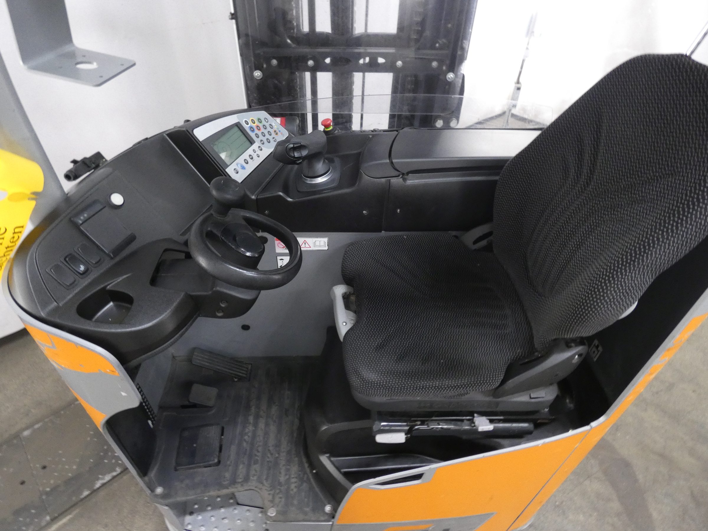 Still FM-X17 Schubmaststapler www.blackforxx.com