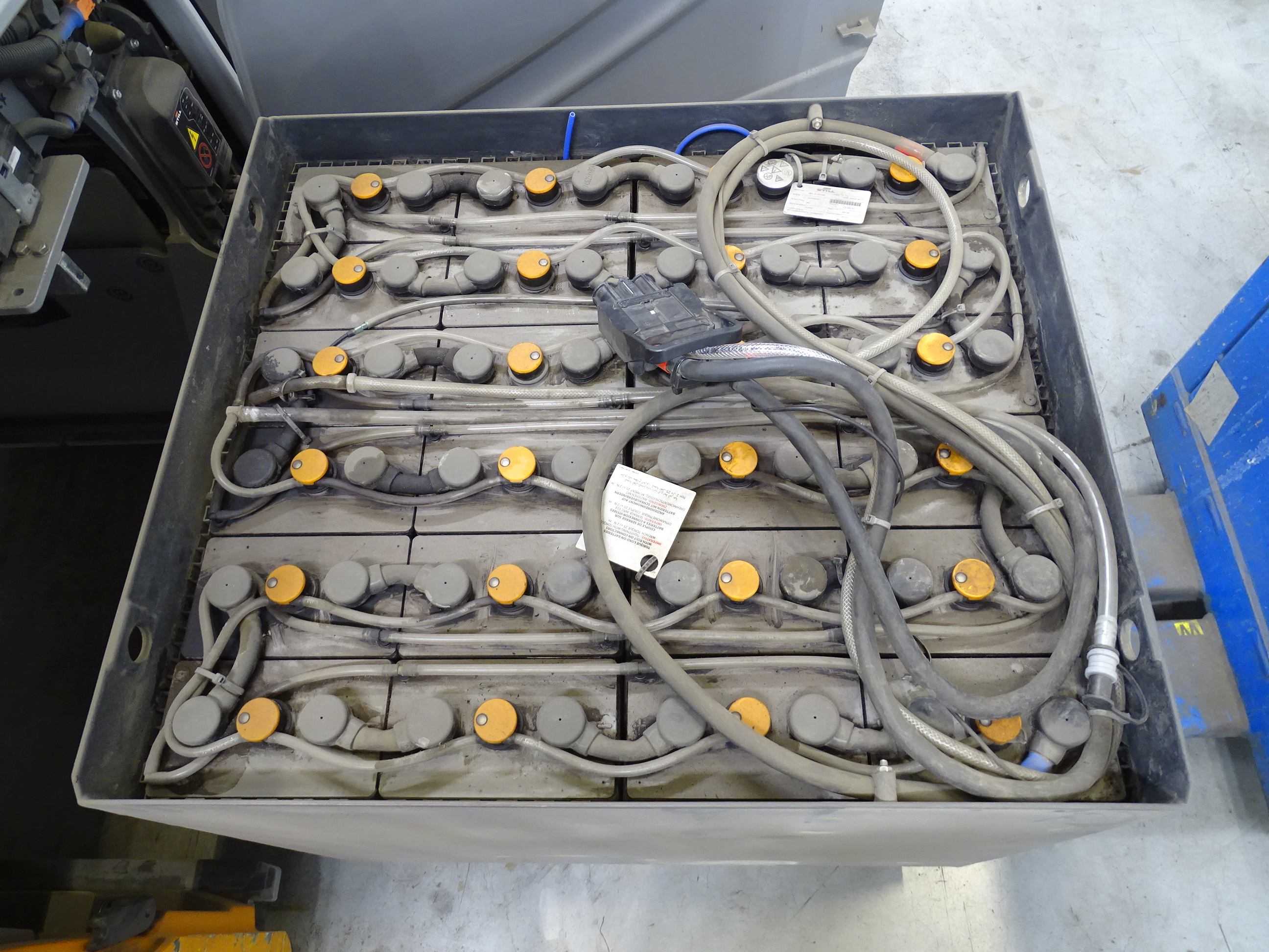 Still RX20-20L Elektro 3 Rad-Stapler www.blackforxx.com