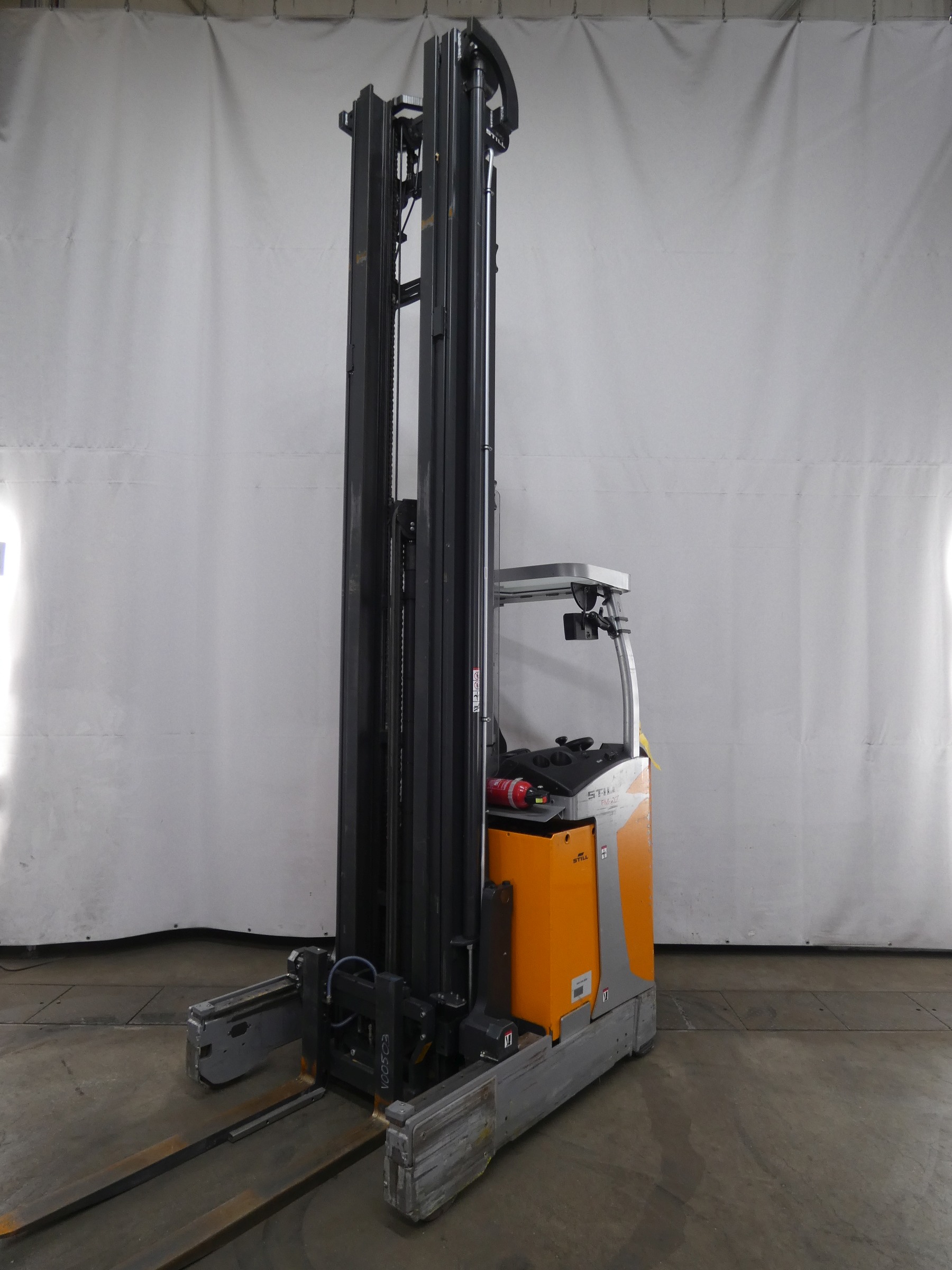 Still FM-X17/SONDER Carrello retrattile www.blackforxx.com