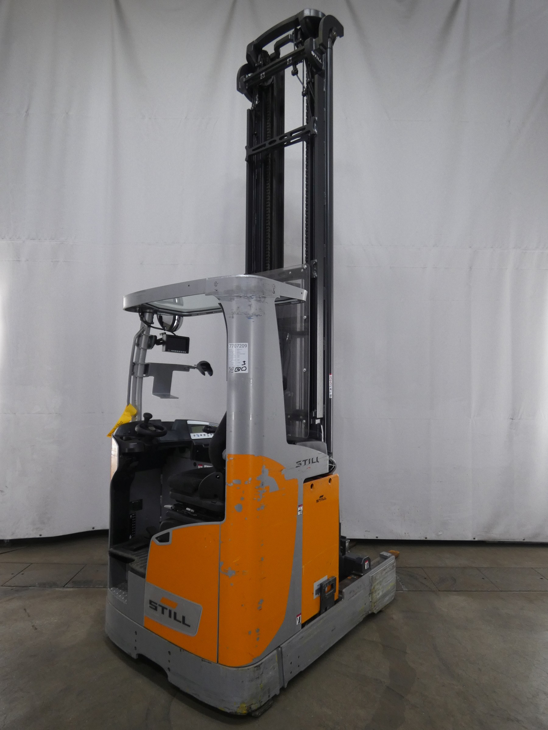 Still FM-X17/SONDER Carrello retrattile www.blackforxx.com