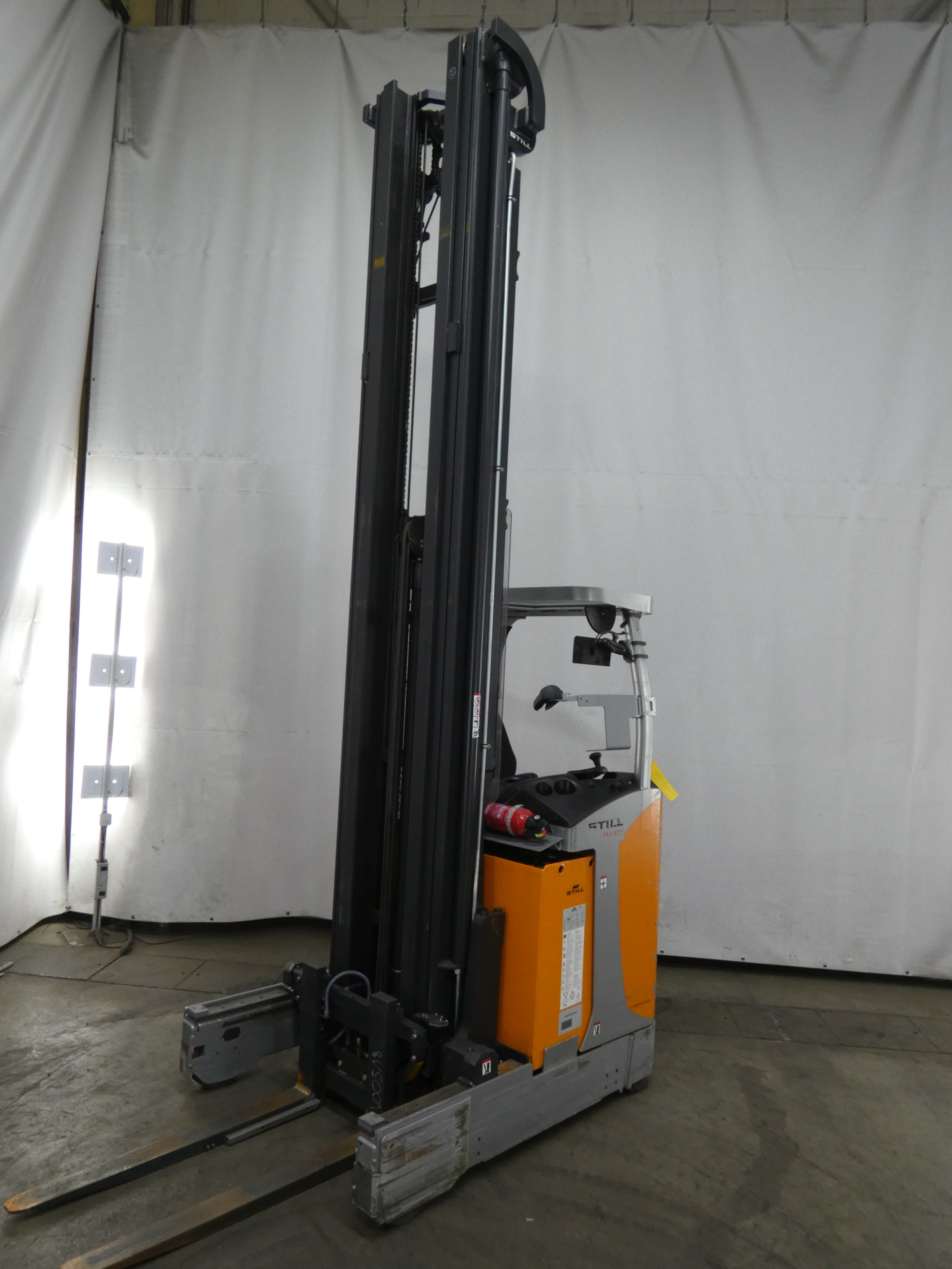 Still FM-X17/SONDER Carrello retrattile www.blackforxx.com