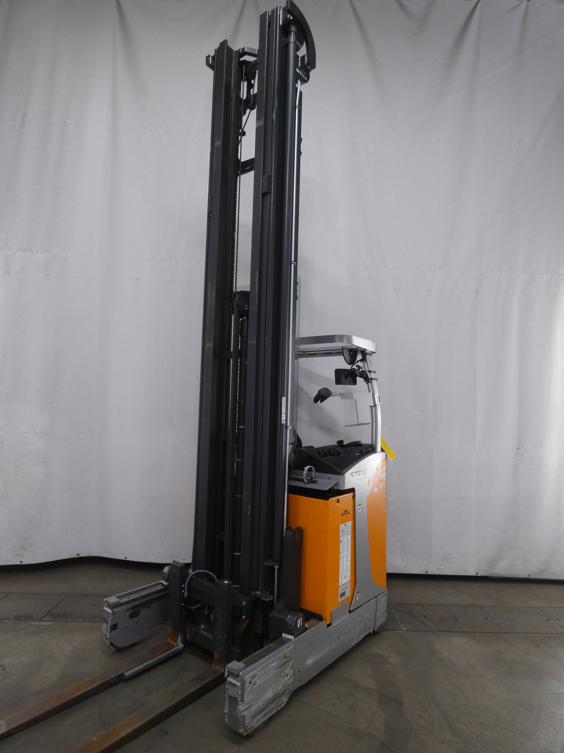 Still FM-X17/SONDER Carrello retrattile www.blackforxx.com