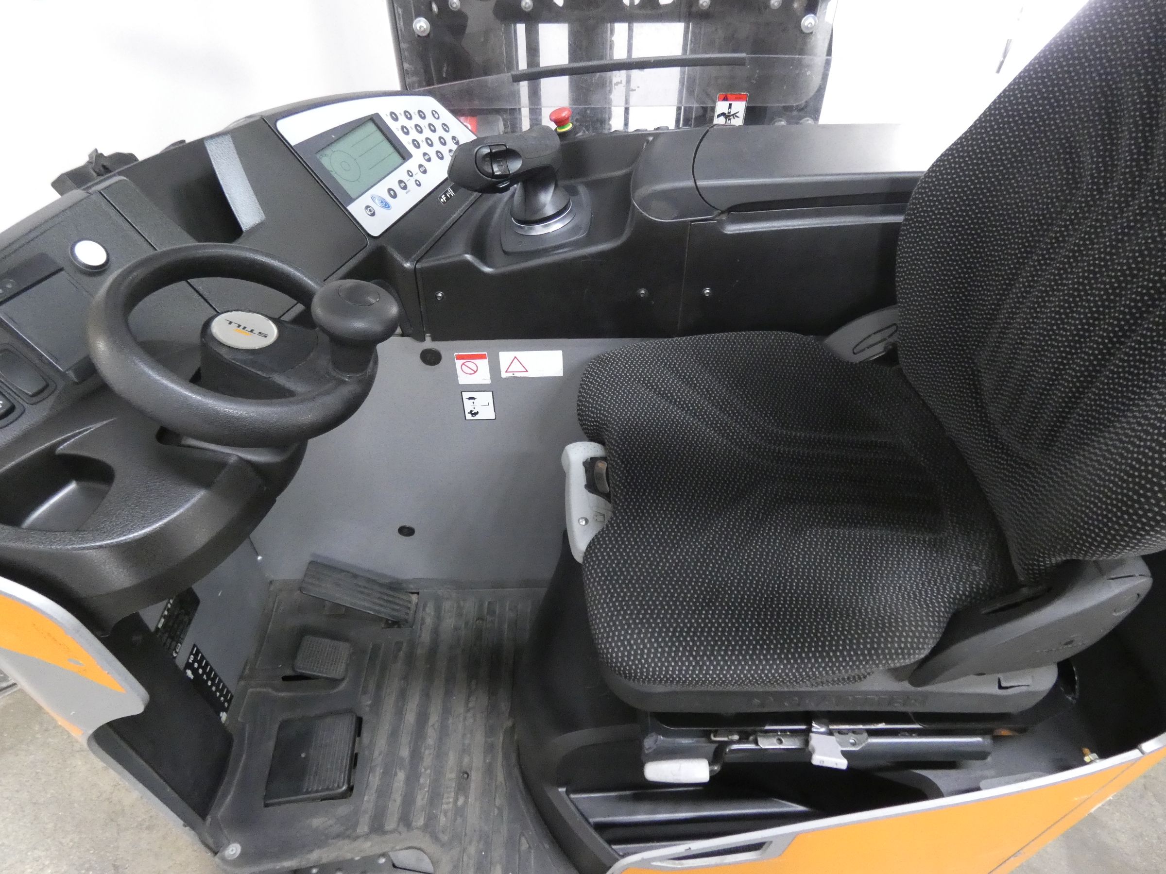 Still FM-X17/SONDER Carrello retrattile www.blackforxx.com