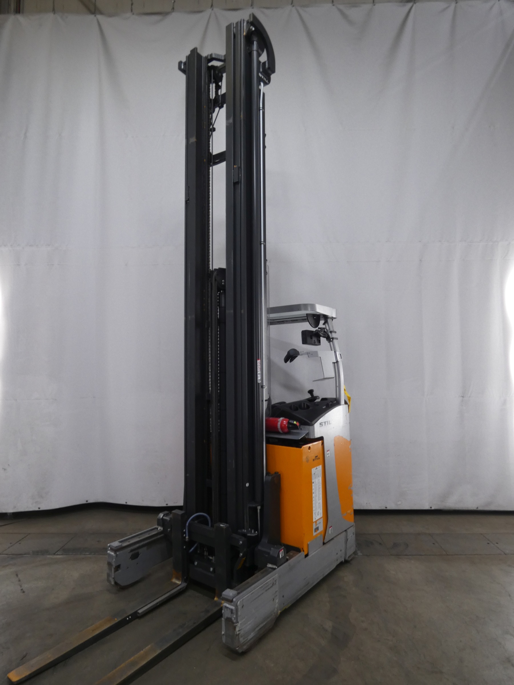 Still FM-X17 Schubmaststapler www.blackforxx.com