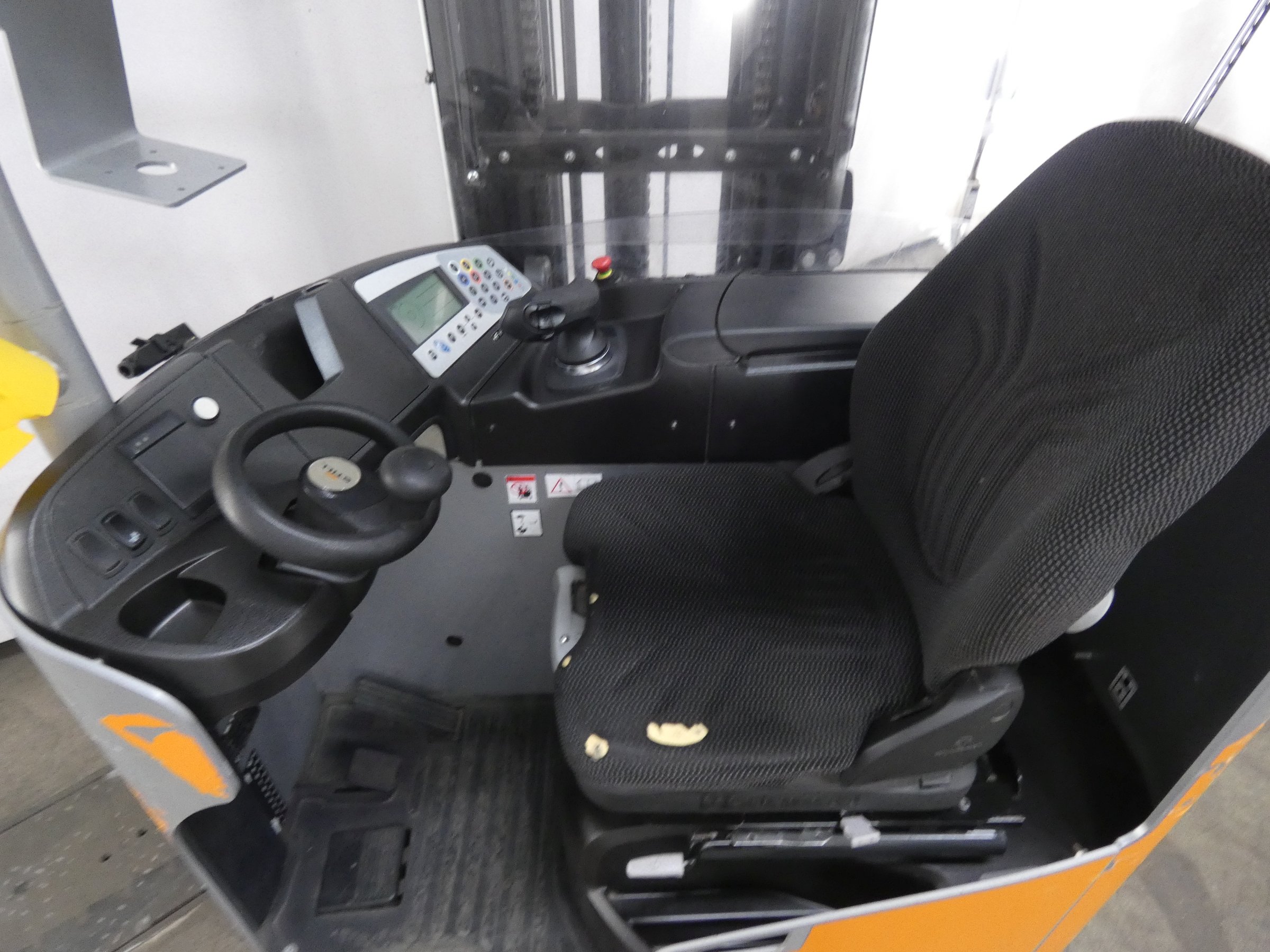 Still FM-X17 Schubmaststapler www.blackforxx.com