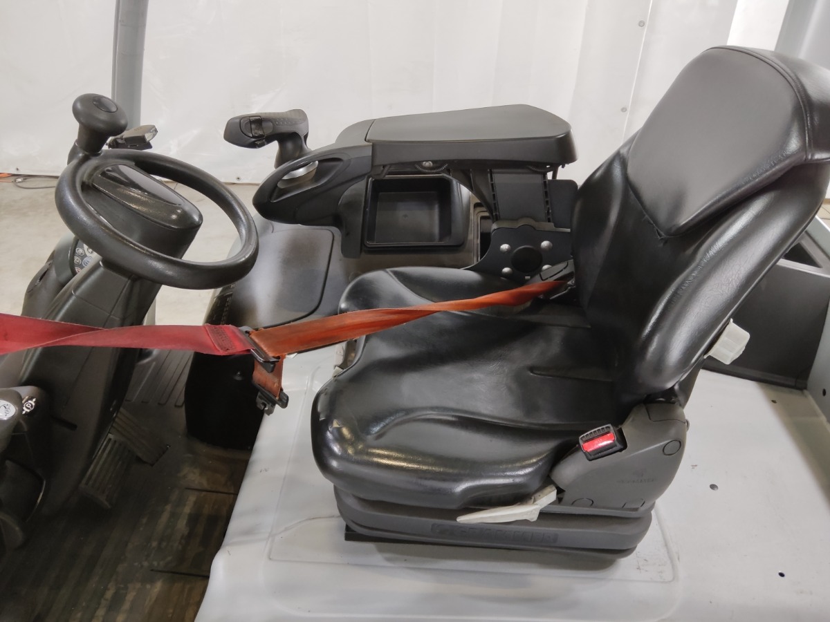 Still RX60-50 Elektro 4 Rad-Stapler www.blackforxx.com