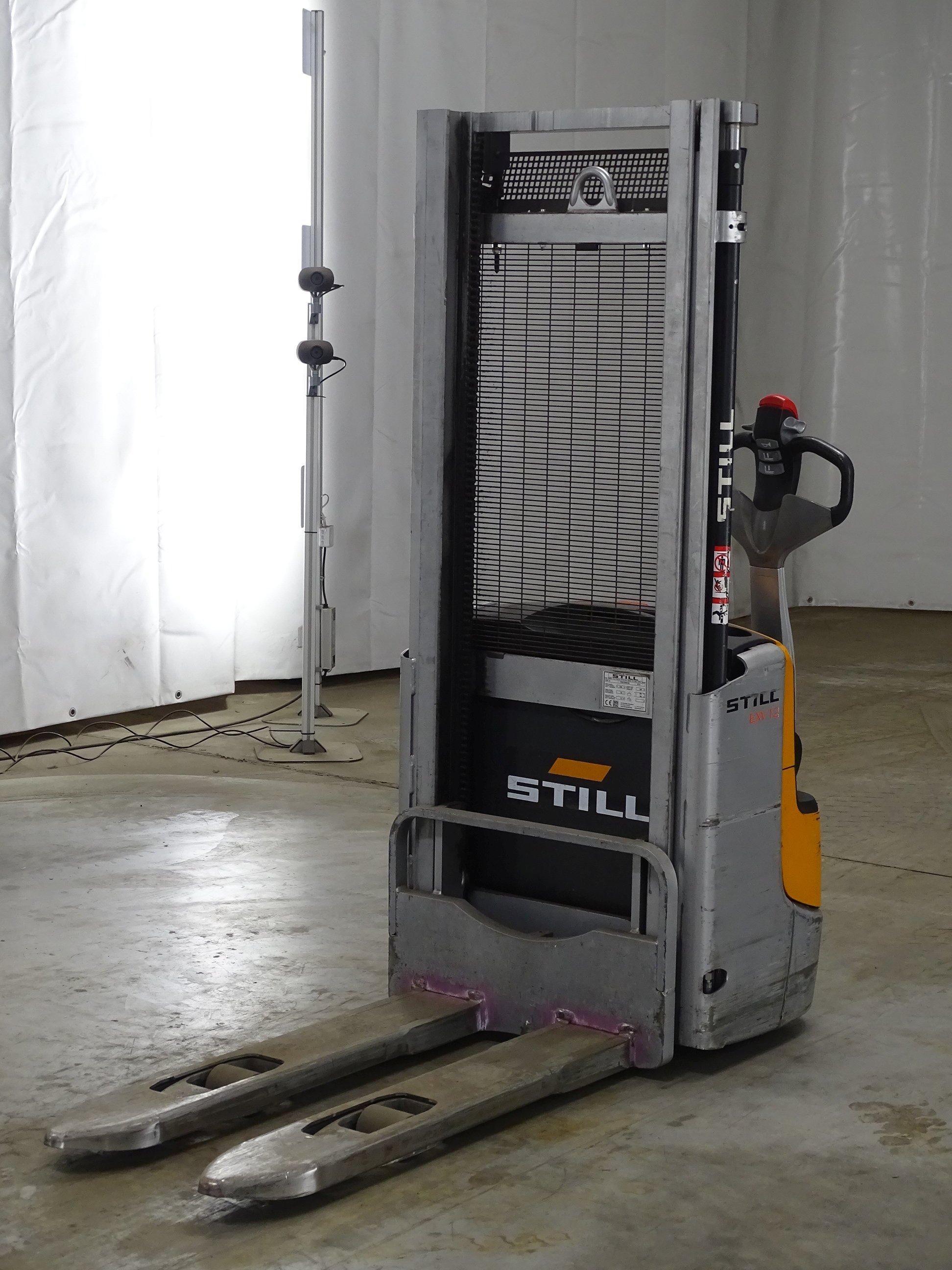 Still EXV12 Stapelaar www.blackforxx.com