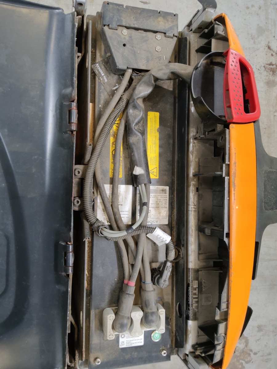 Still EXU18/LIION Electric Pallet Truck www.blackforxx.com