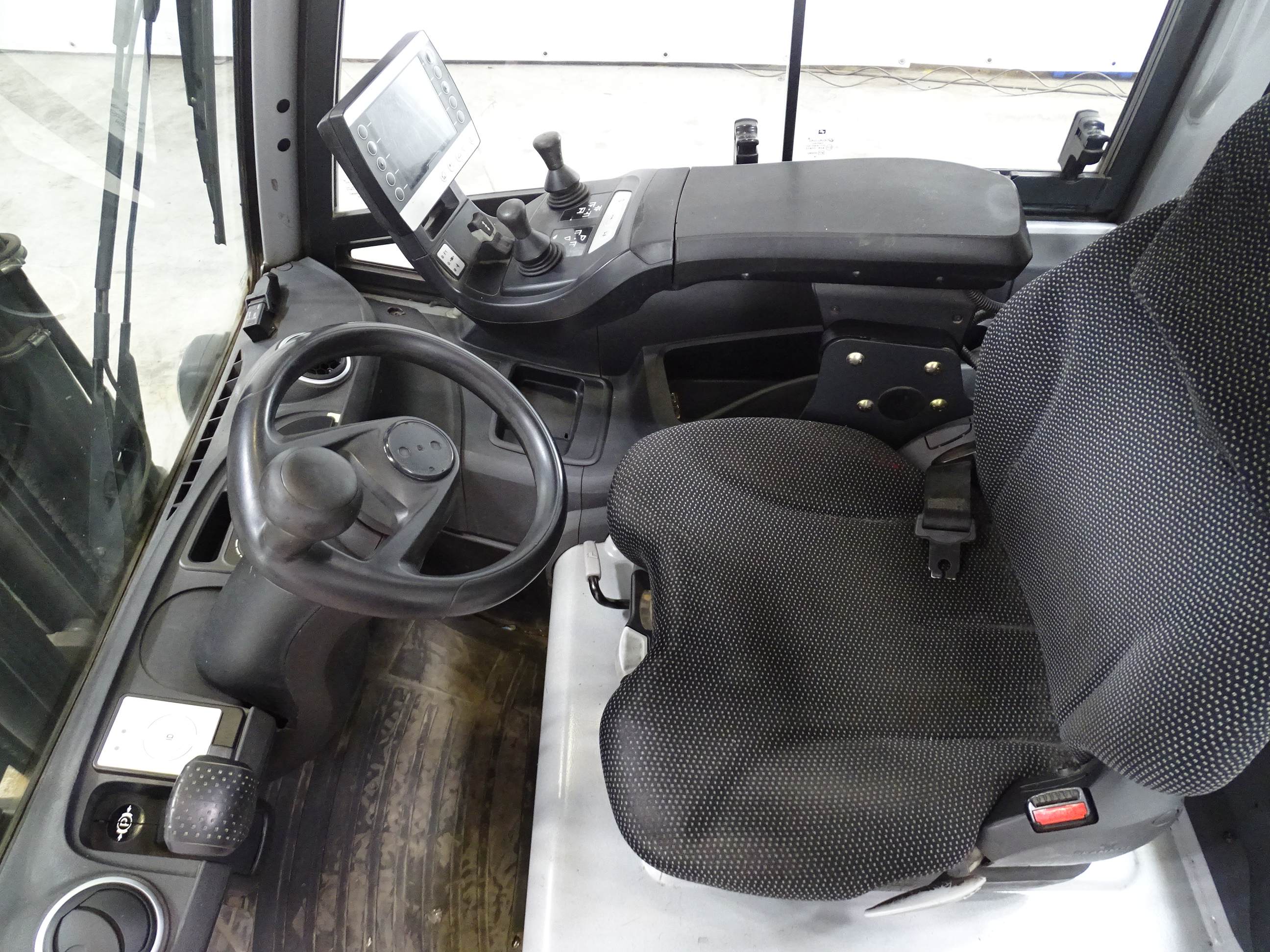 Still RX20-20L Elektro 3 Rad-Stapler www.blackforxx.com