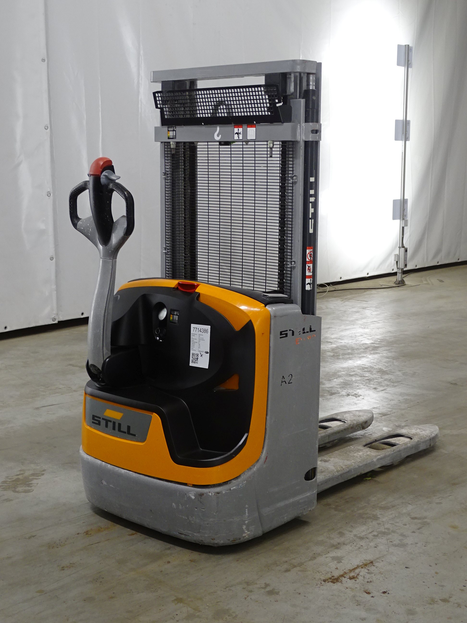 Still EXV12 Stapelaar www.blackforxx.com