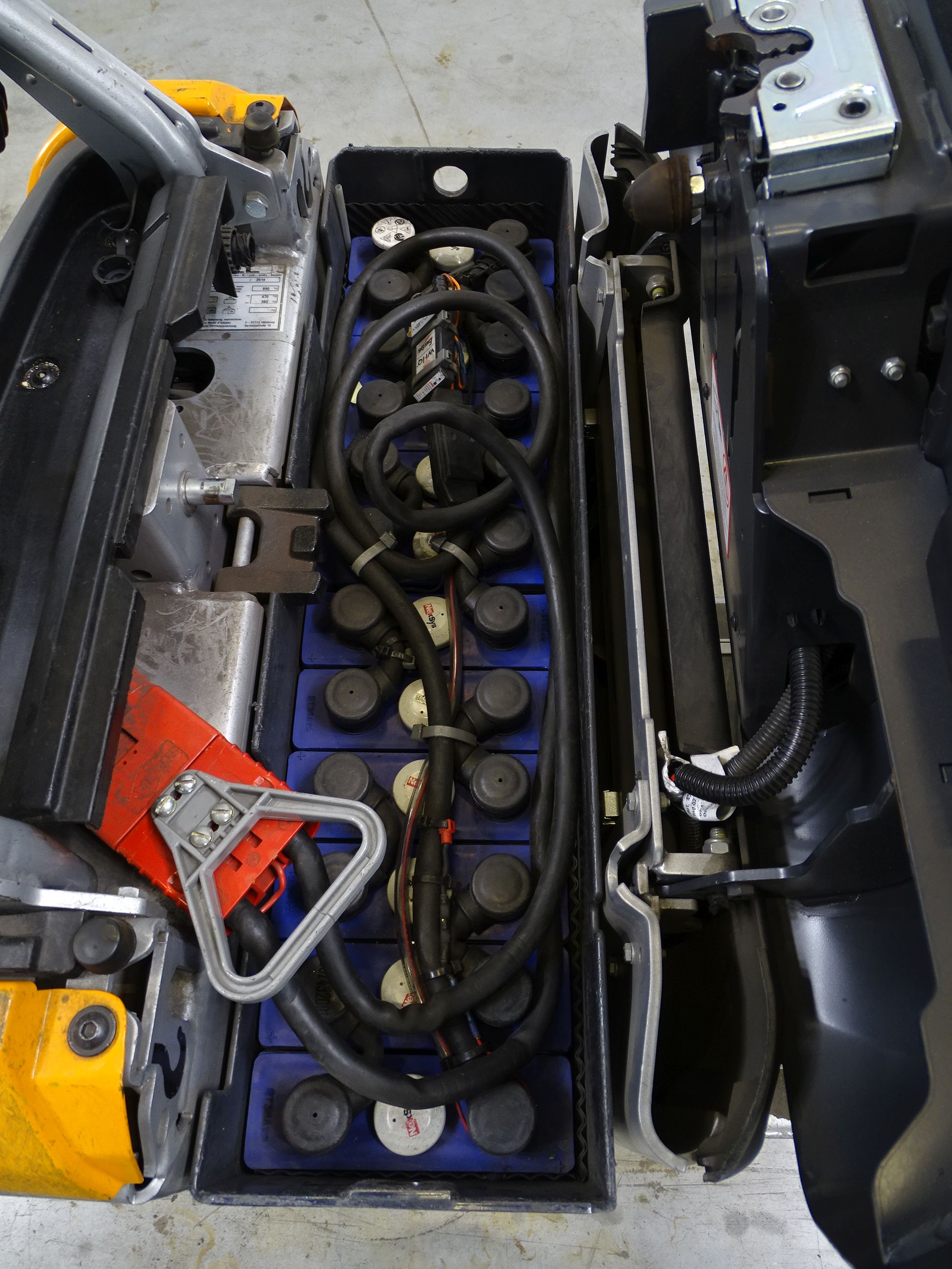 Still LTX50 Tow Tractor www.blackforxx.com