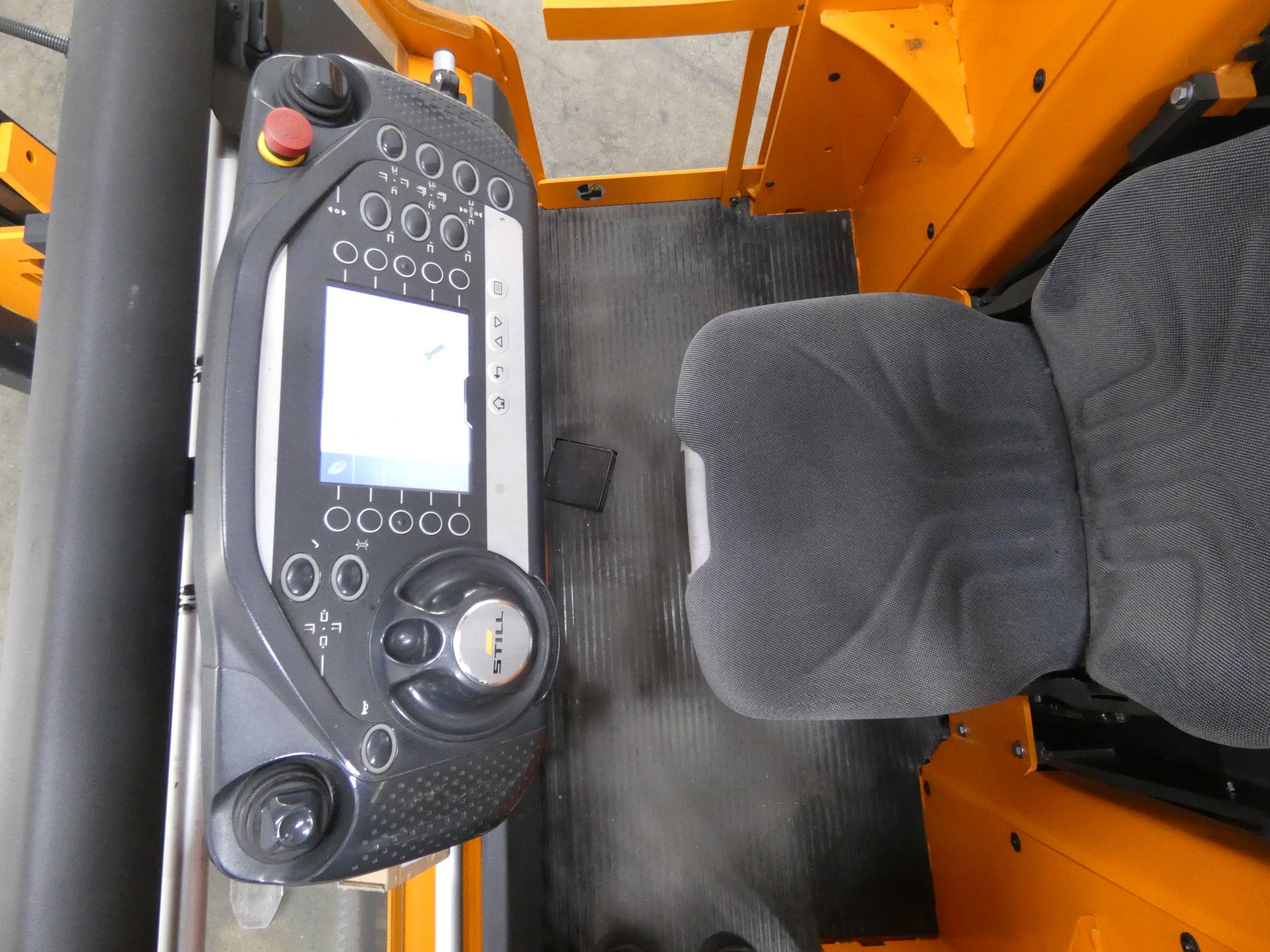 Still MX-X Hochhubkommissionierer www.blackforxx.com