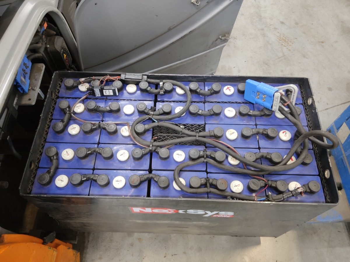 Still RX20-16 Electric 3-wheel forklift www.blackforxx.com