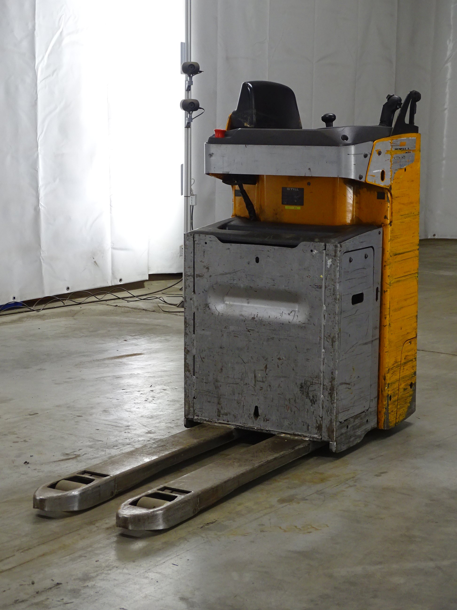 Still SXH20 Porta Paletes el�tricos www.blackforxx.com