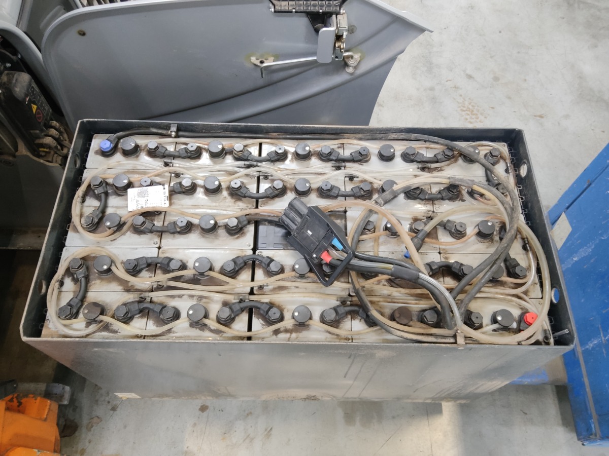 Still RX20-14C Electric 3-wheel forklift www.blackforxx.com