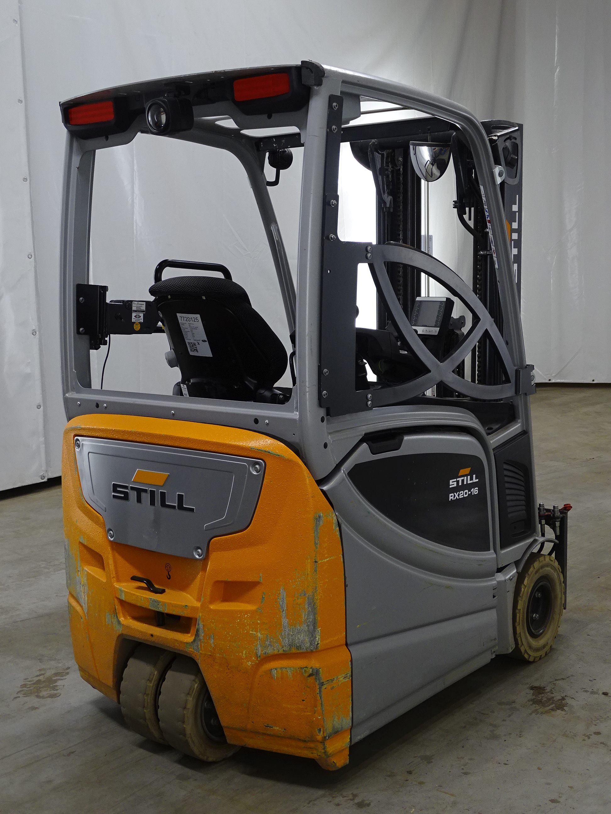 Still RX20-16C Electric 3-wheel forklift www.blackforxx.com