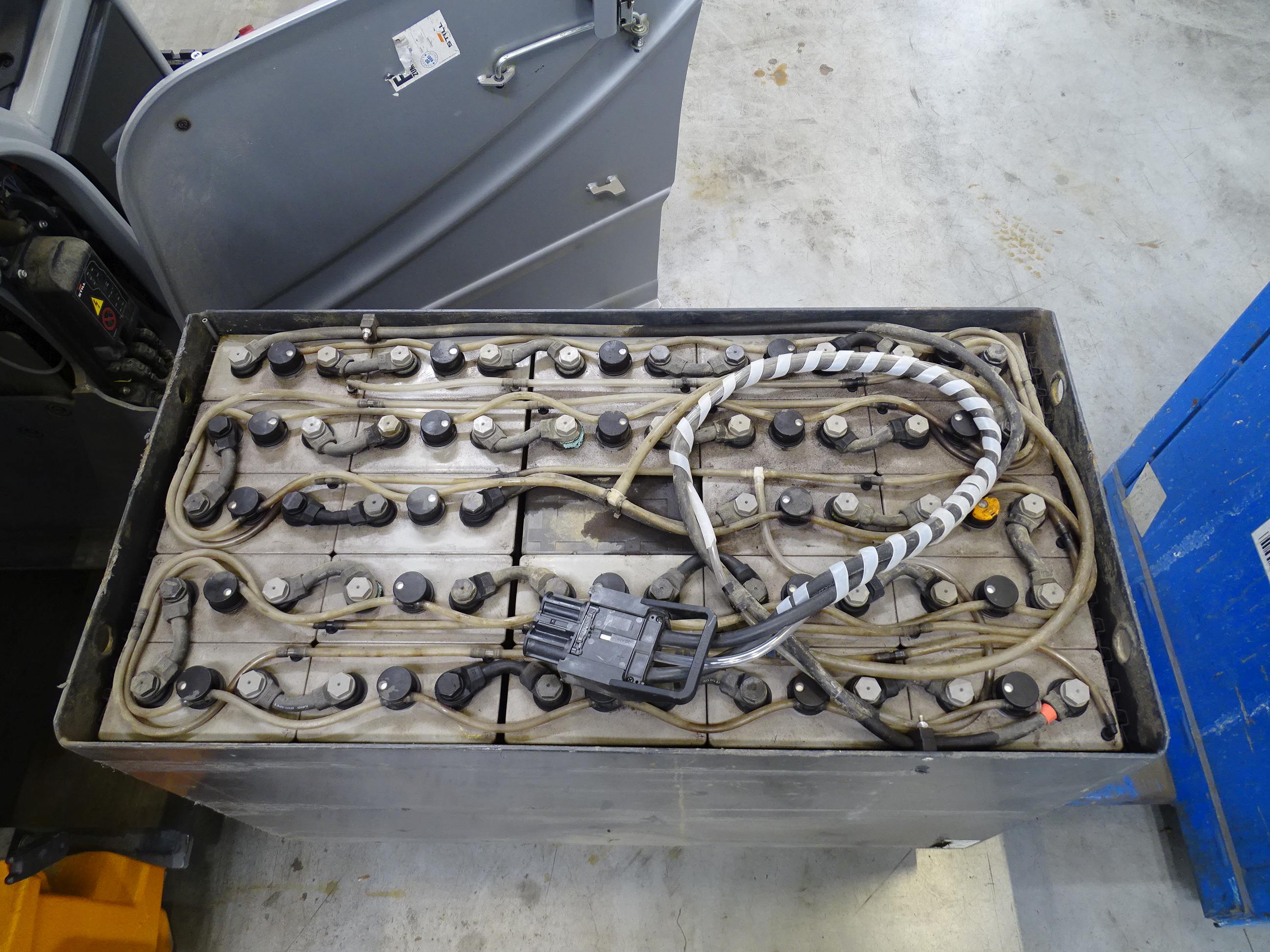 Still RX20-16C Electric 3-wheel forklift www.blackforxx.com