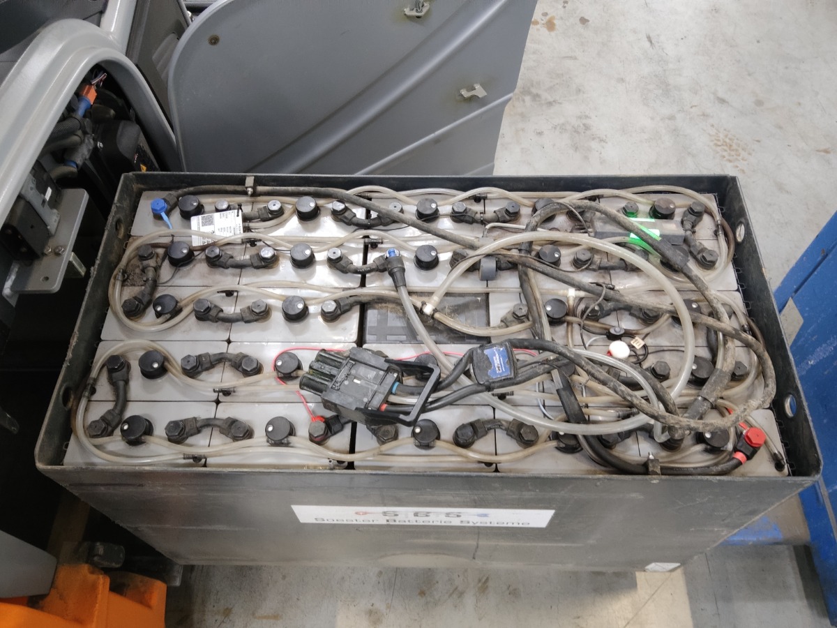 Still RX20-16C Electric 3-wheel forklift www.blackforxx.com