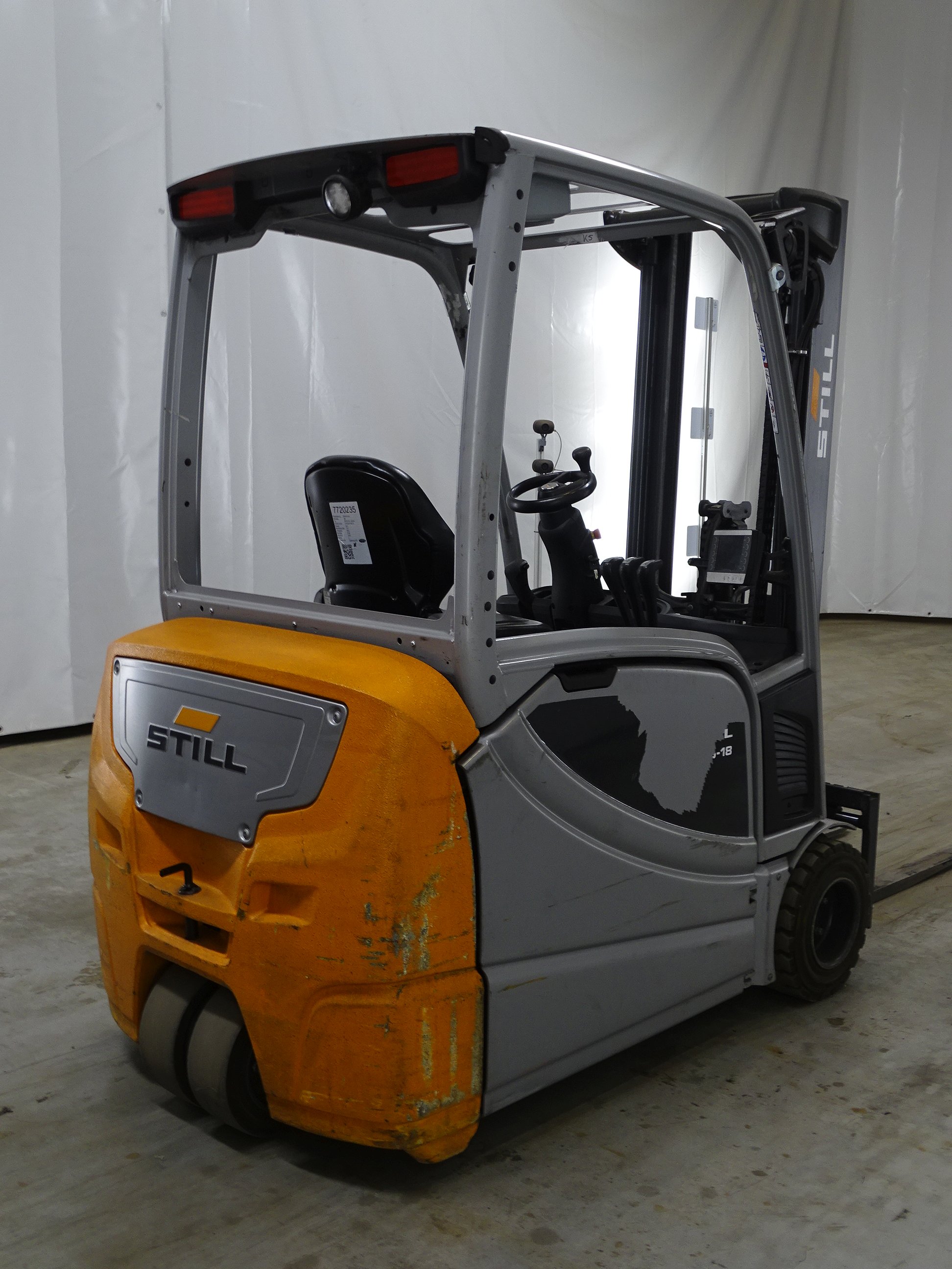 Still RX20-18L Elektro 3 Rad-Stapler www.blackforxx.com