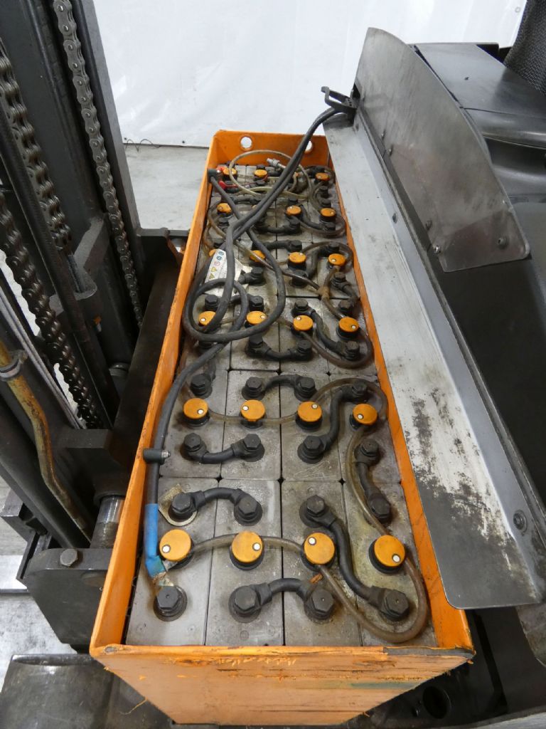 STILL FM-X12 Schubmaststapler www.blackforxx.com