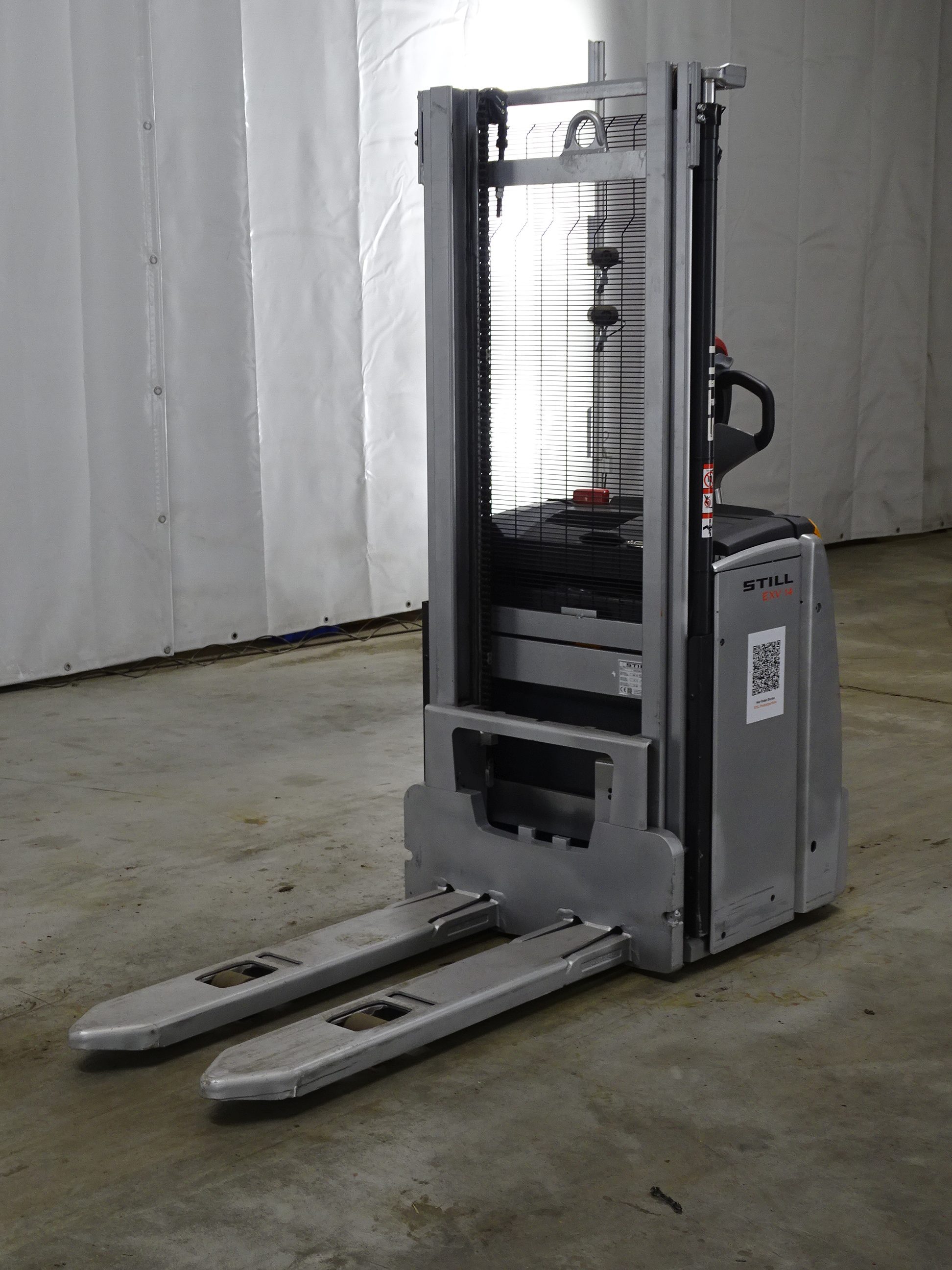 STILL EXV14/BATT.NEU Apilador el�ctrico www.blackforxx.com