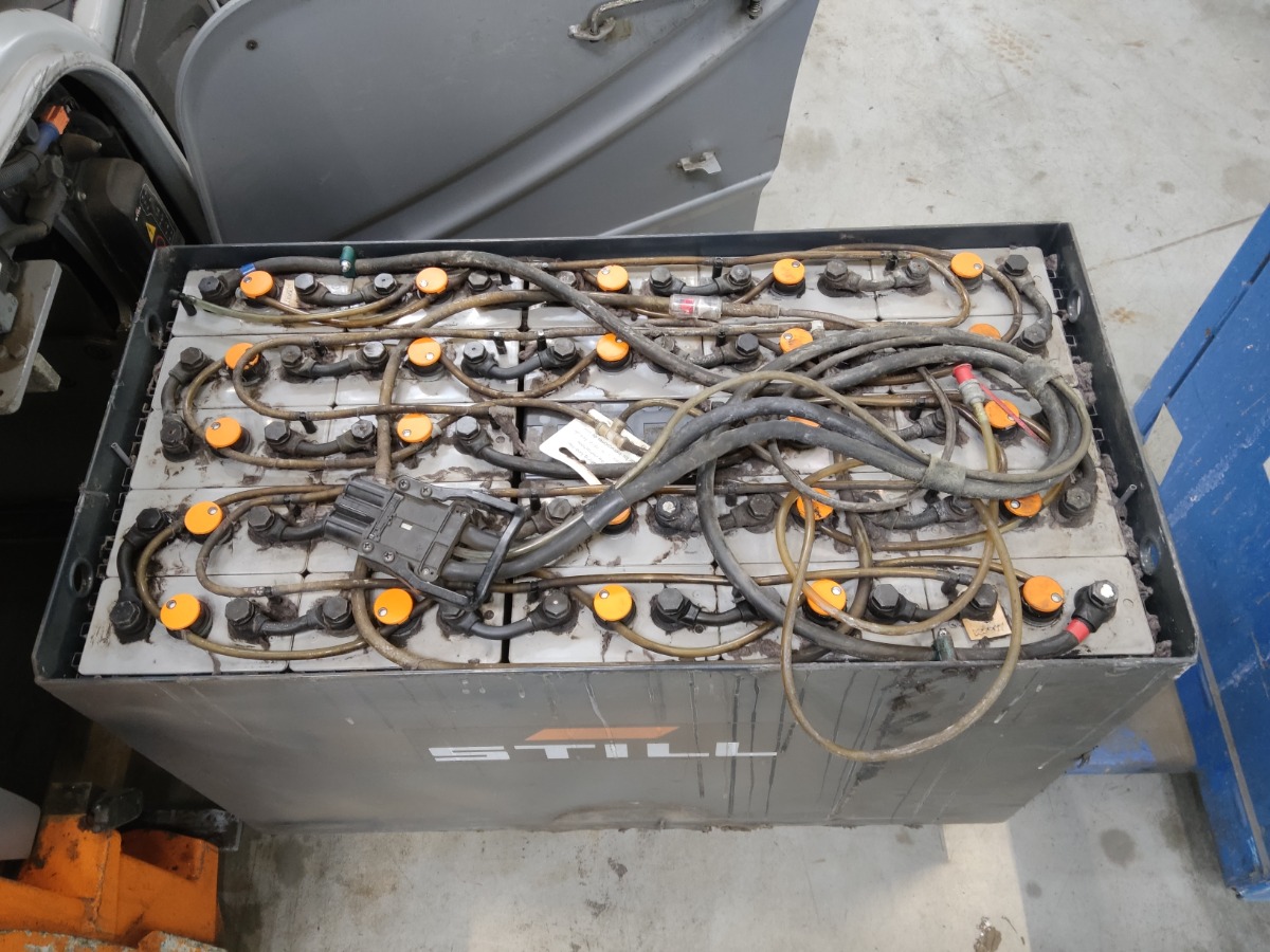 Still RX20-16C Electric 3-wheel forklift www.blackforxx.com