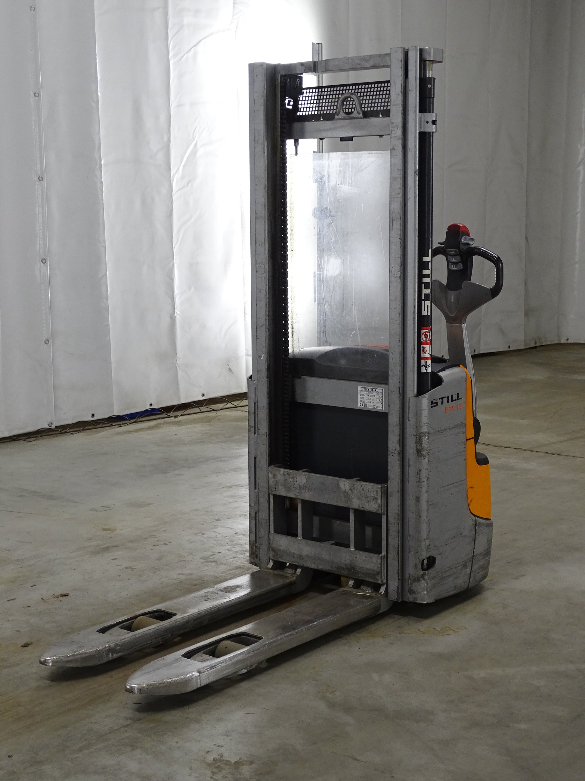 Still EXV12 Porta-paletes de alta eleva��o www.blackforxx.com