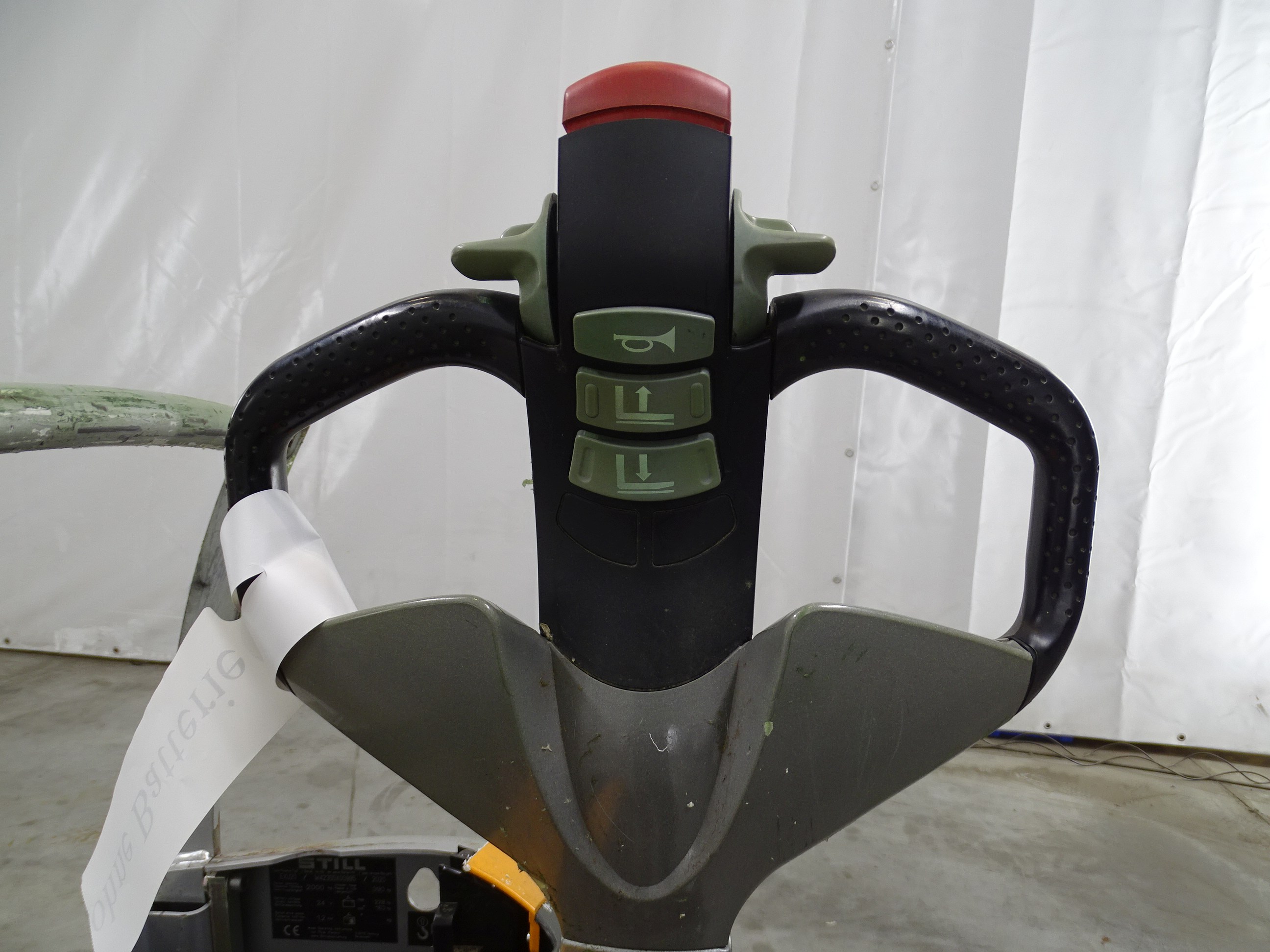 Still EXU20/2400MM Porta Paletes el�tricos www.blackforxx.com