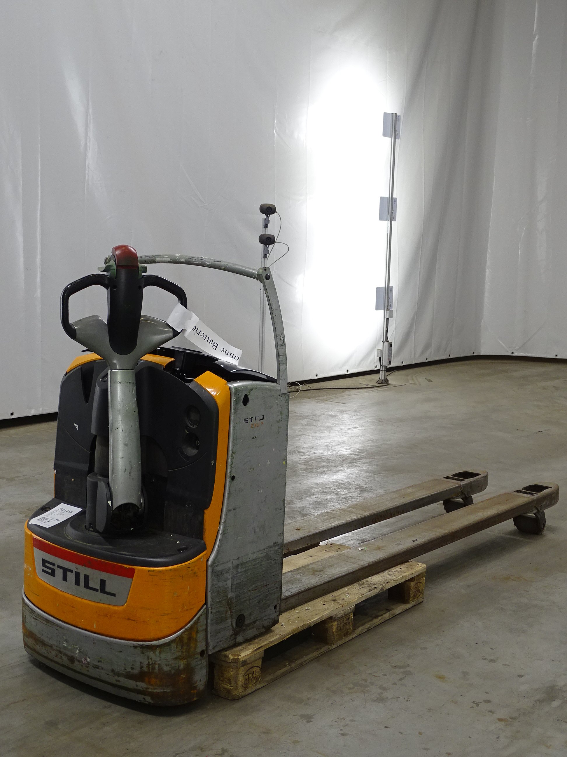 Still EXU20/2400MM Electric Pallet Truck www.blackforxx.com