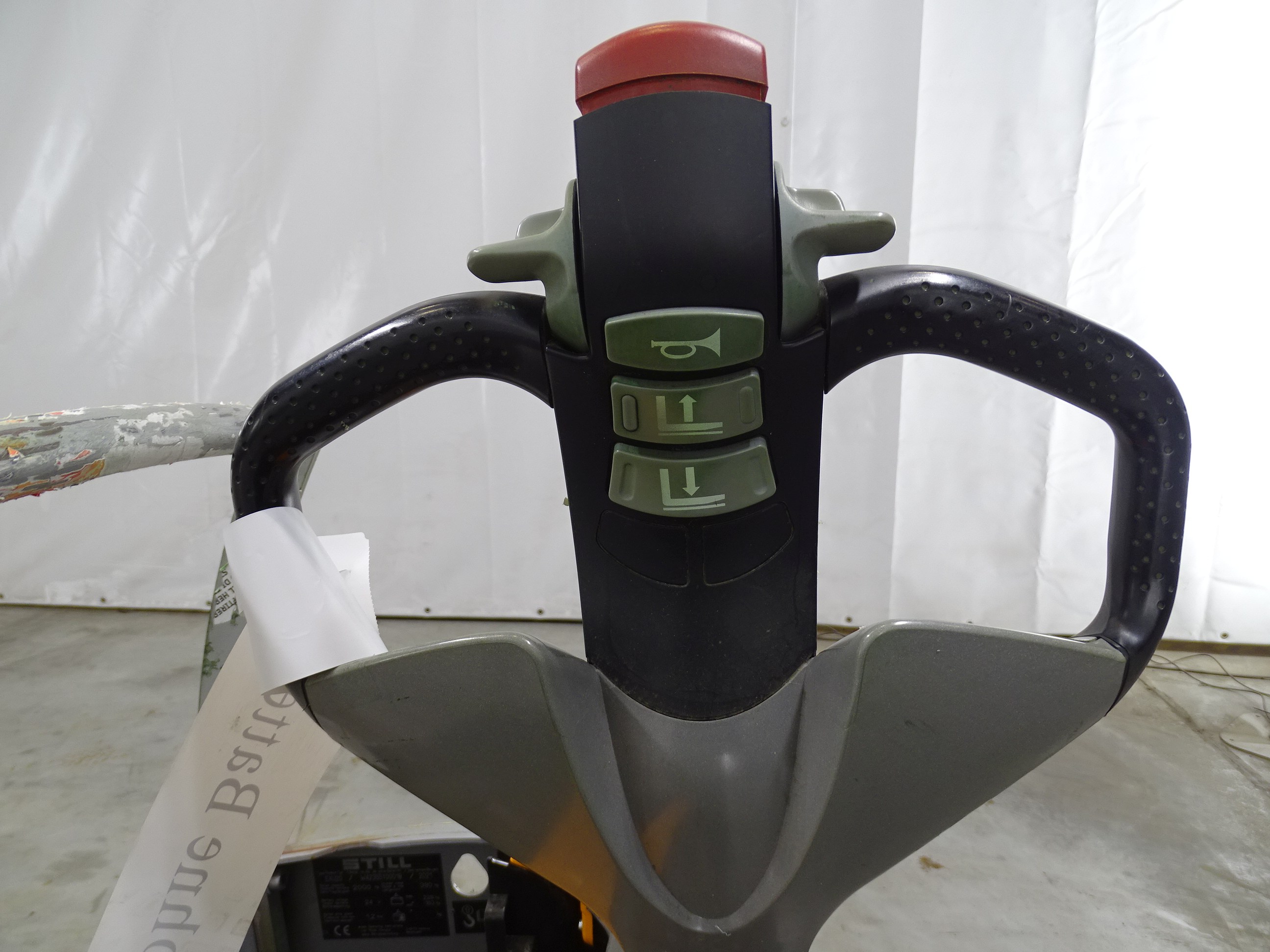 Still EXU20/2400MM Porta Paletes el�tricos www.blackforxx.com