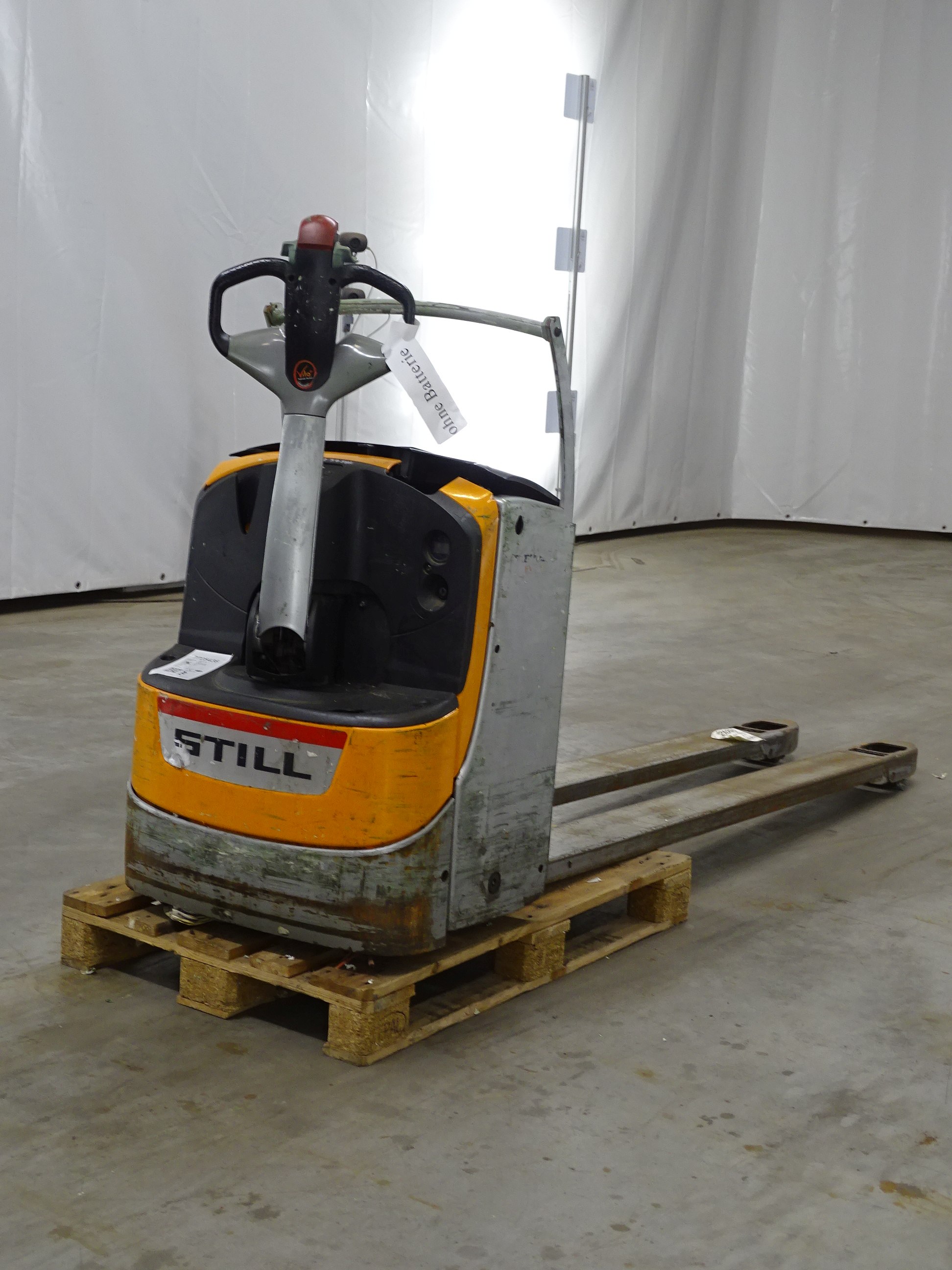 Still EXU20/2400MM Electric Pallet Truck www.blackforxx.com