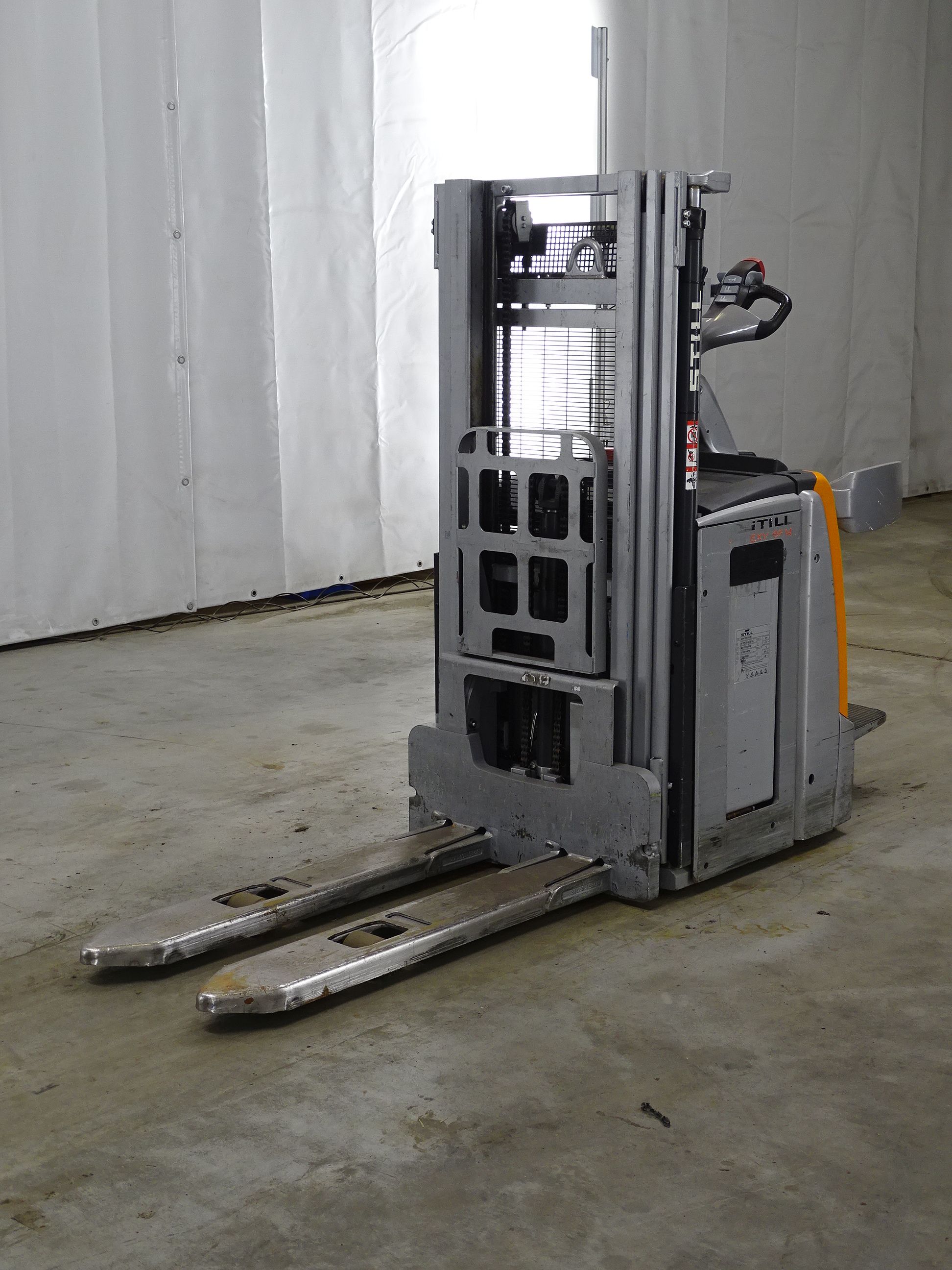 Still EXV-SF14 Apilador el�ctrico www.blackforxx.com